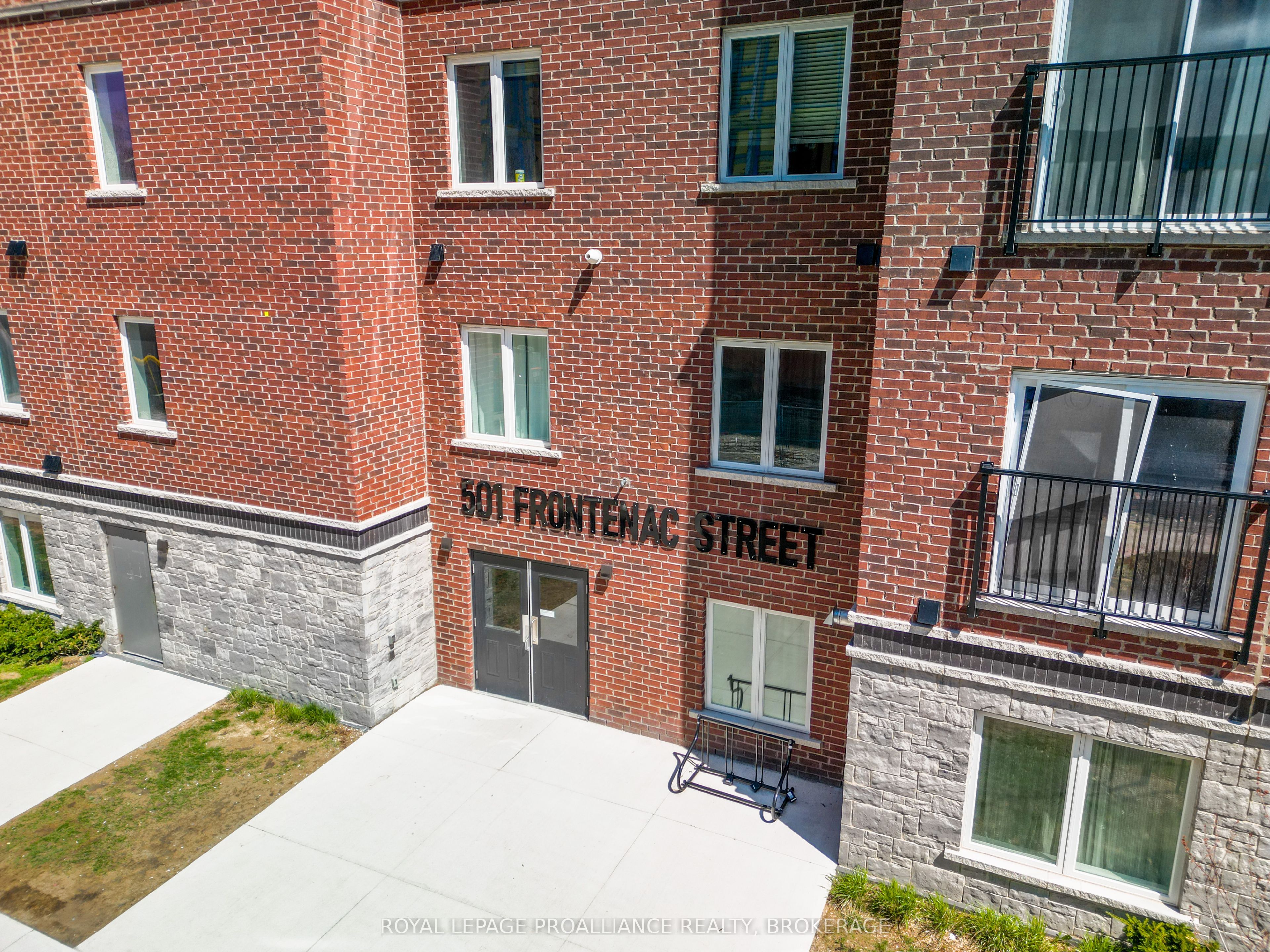 501 Frontenac Street 402, Kingston, ON K7K 4L9