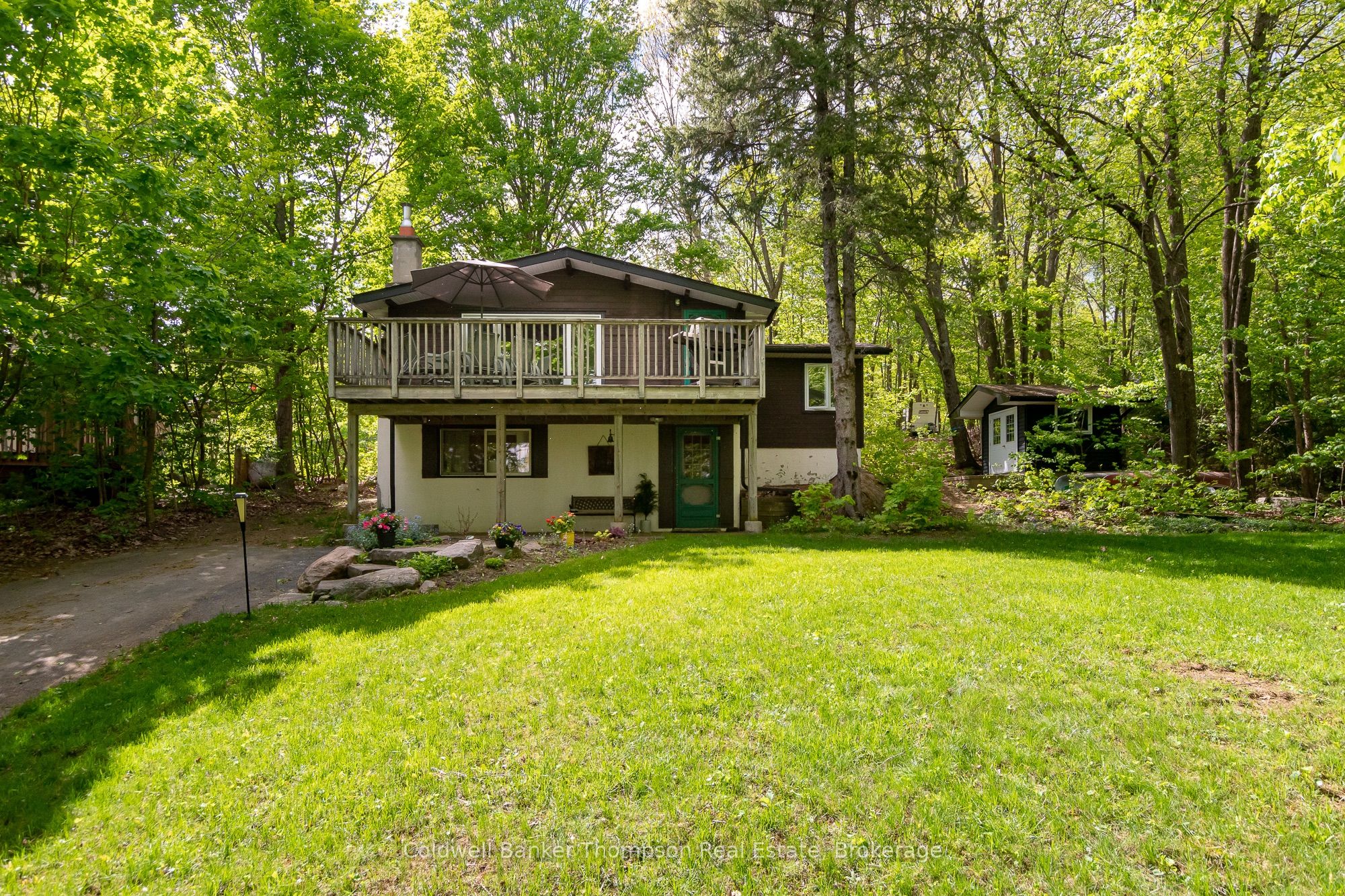 1802 Valley Road, Huntsville, ON P1H 1A8
