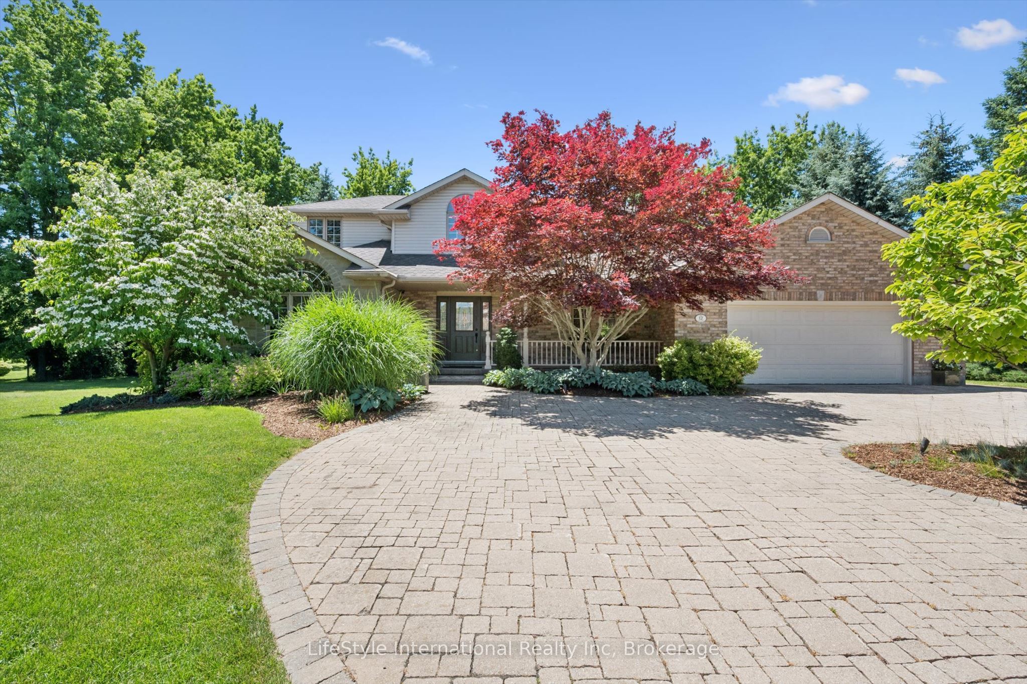 12 Ochs Drive, Puslinch, ON N0B 2C0