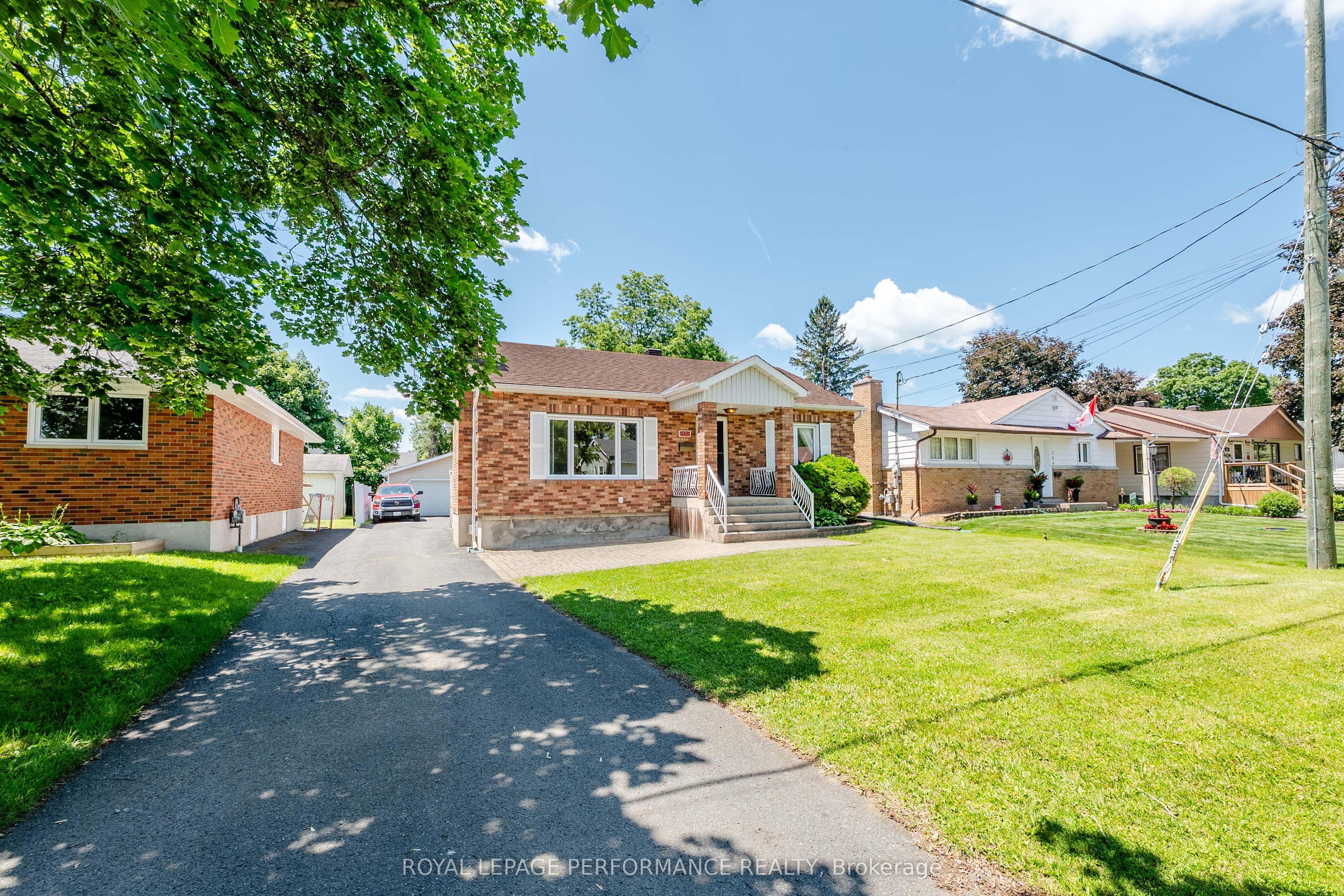 202 Susan Avenue, Cornwall, ON K6J 2C5 photo 3
