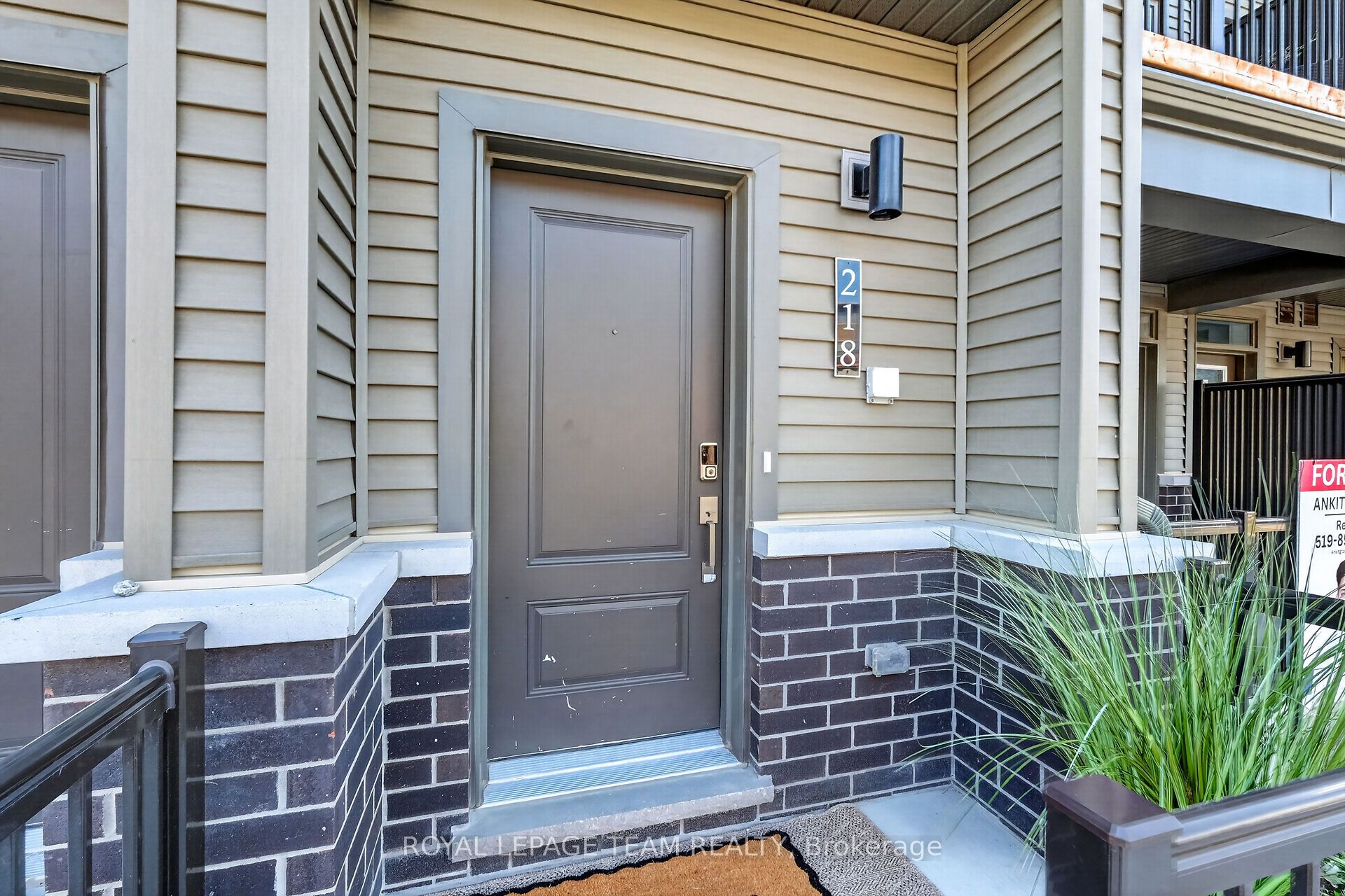 218 Parnian Private, Barrhaven, ON K2J 4H7 photo 5