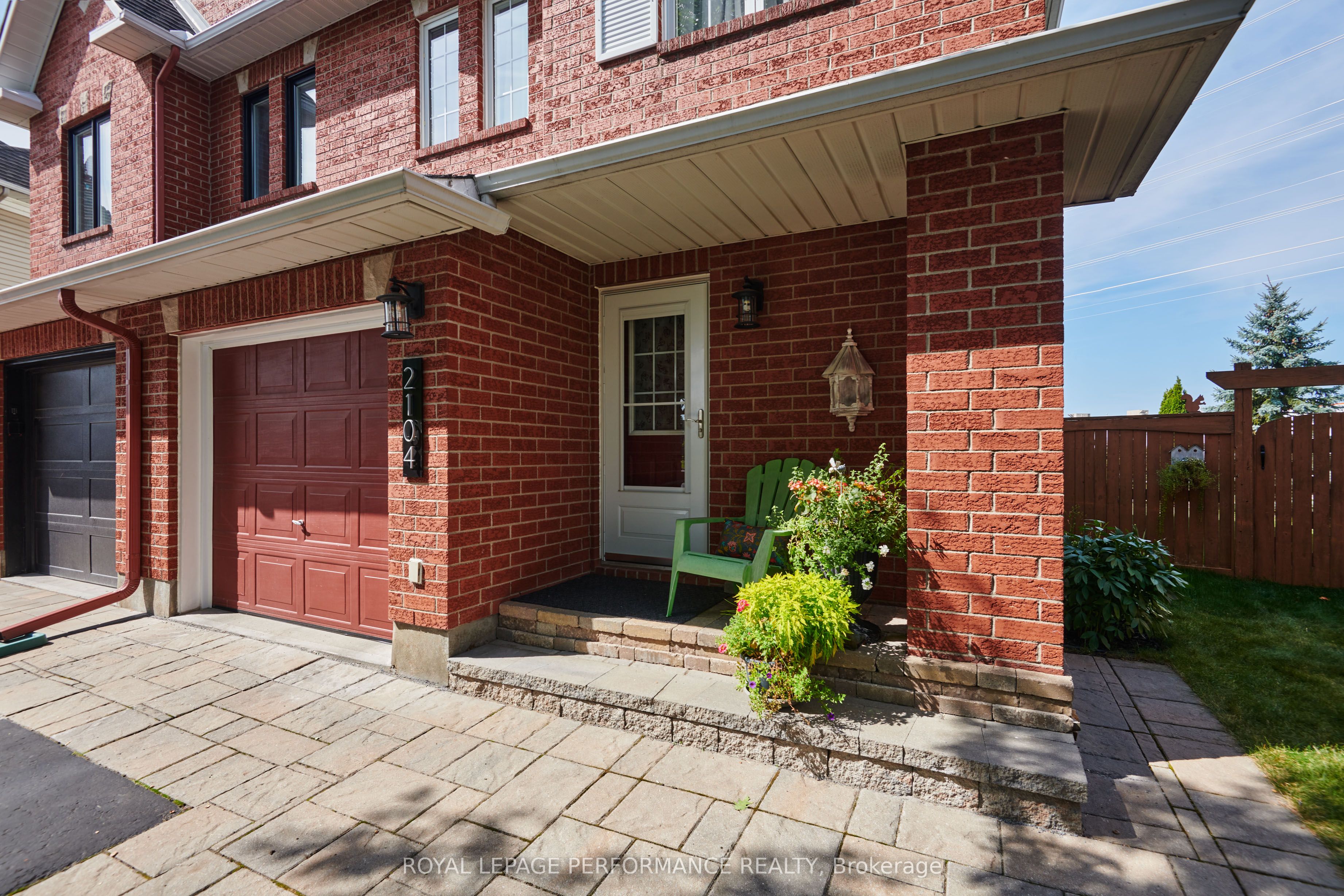 2104 Liska Street, Orleans - Cumberland and Area, ON K4A 4J6 photo 3