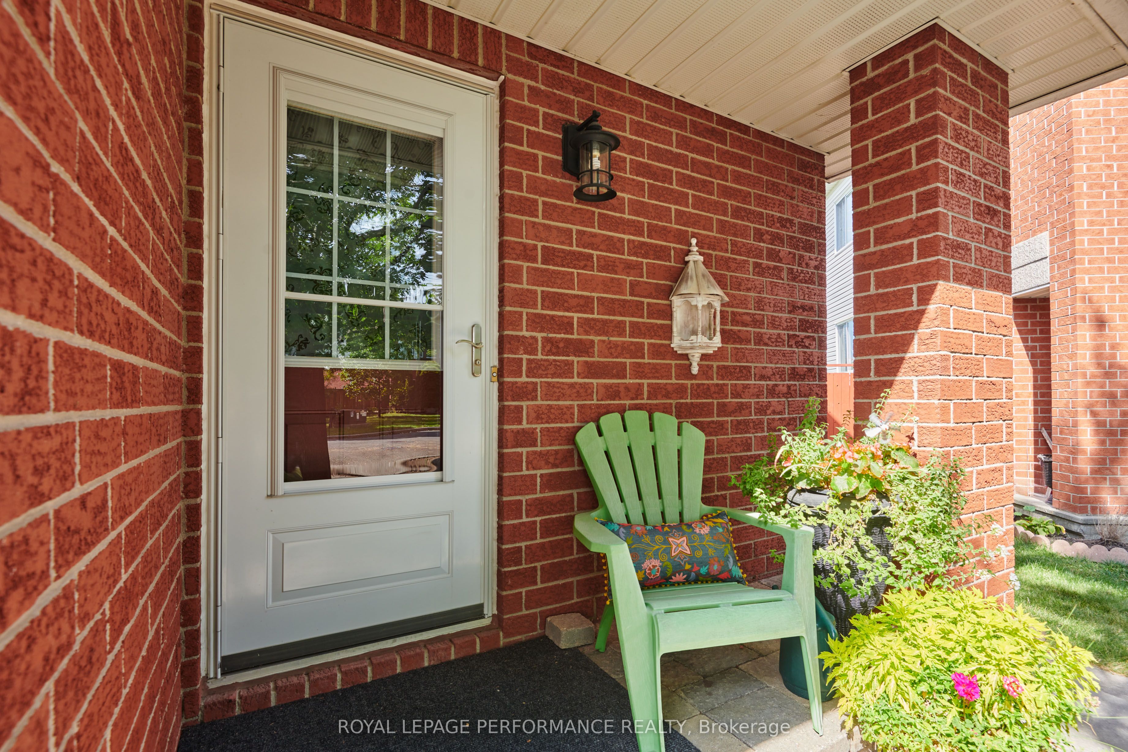 2104 Liska Street, Orleans - Cumberland and Area, ON K4A 4J6 photo 4