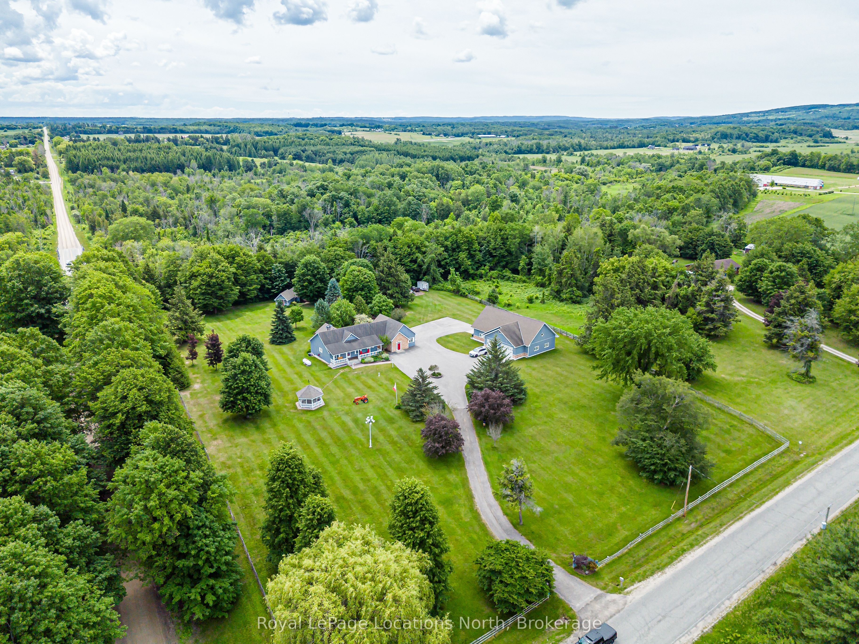 828530 Mulmur-Nottawasaga Townline, Mulmur, ON L9Y 0Y9 photo 2