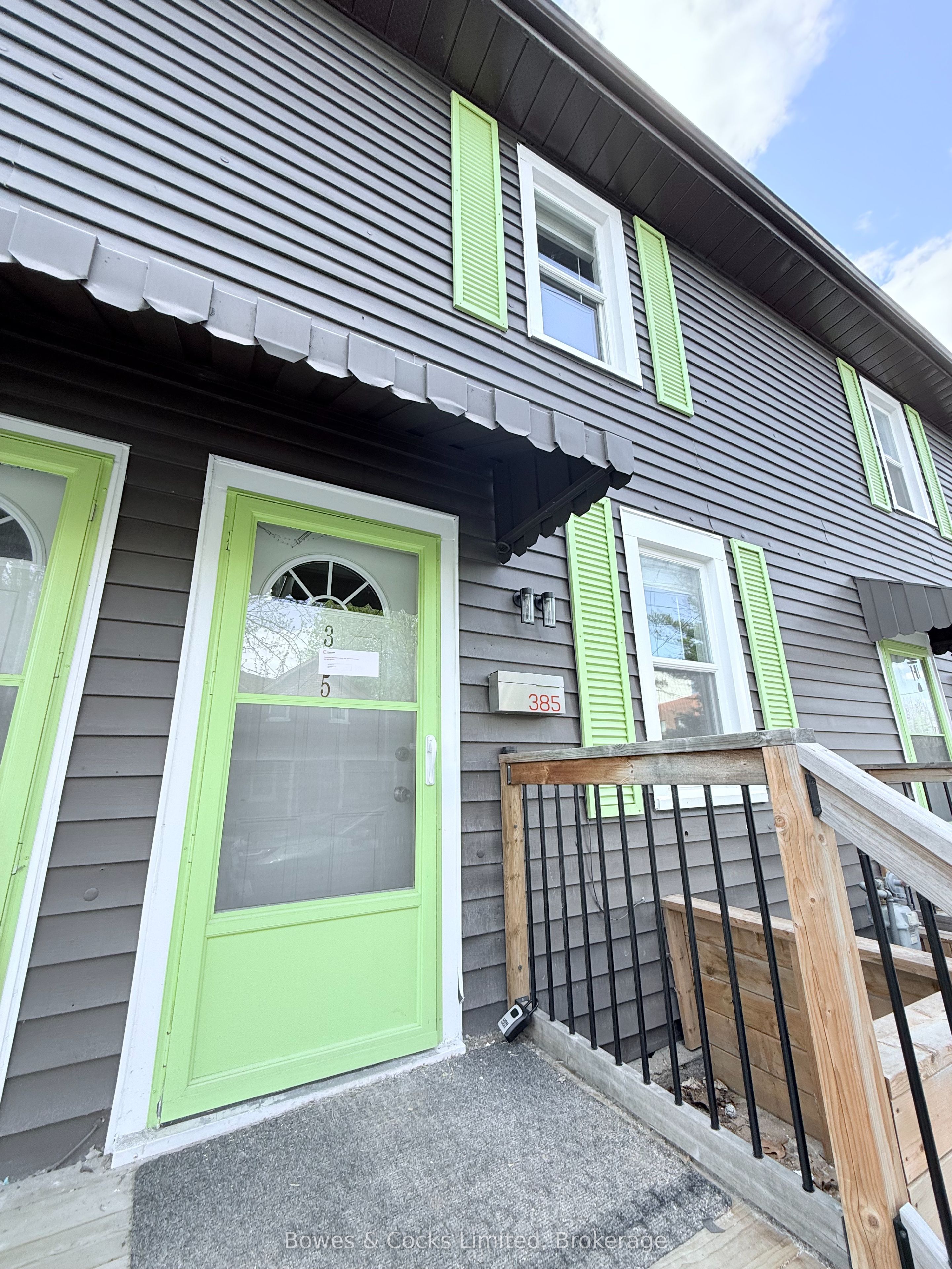 383-387 Mark Street, Peterborough, ON K9H 1V8 photo 3