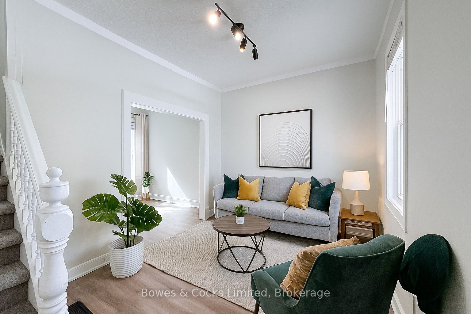 383-387 Mark Street, Peterborough, ON K9H 1V8 photo 4