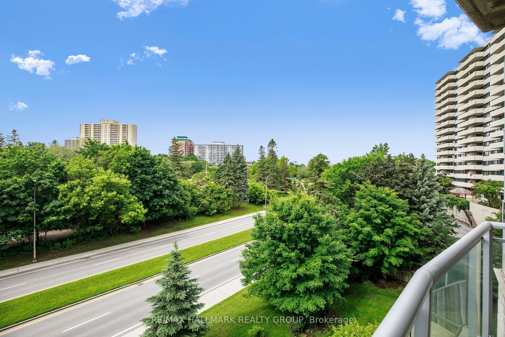 70 Landry Street 410, Vanier and Kingsview Park, ON K1L 0A8 photo 5