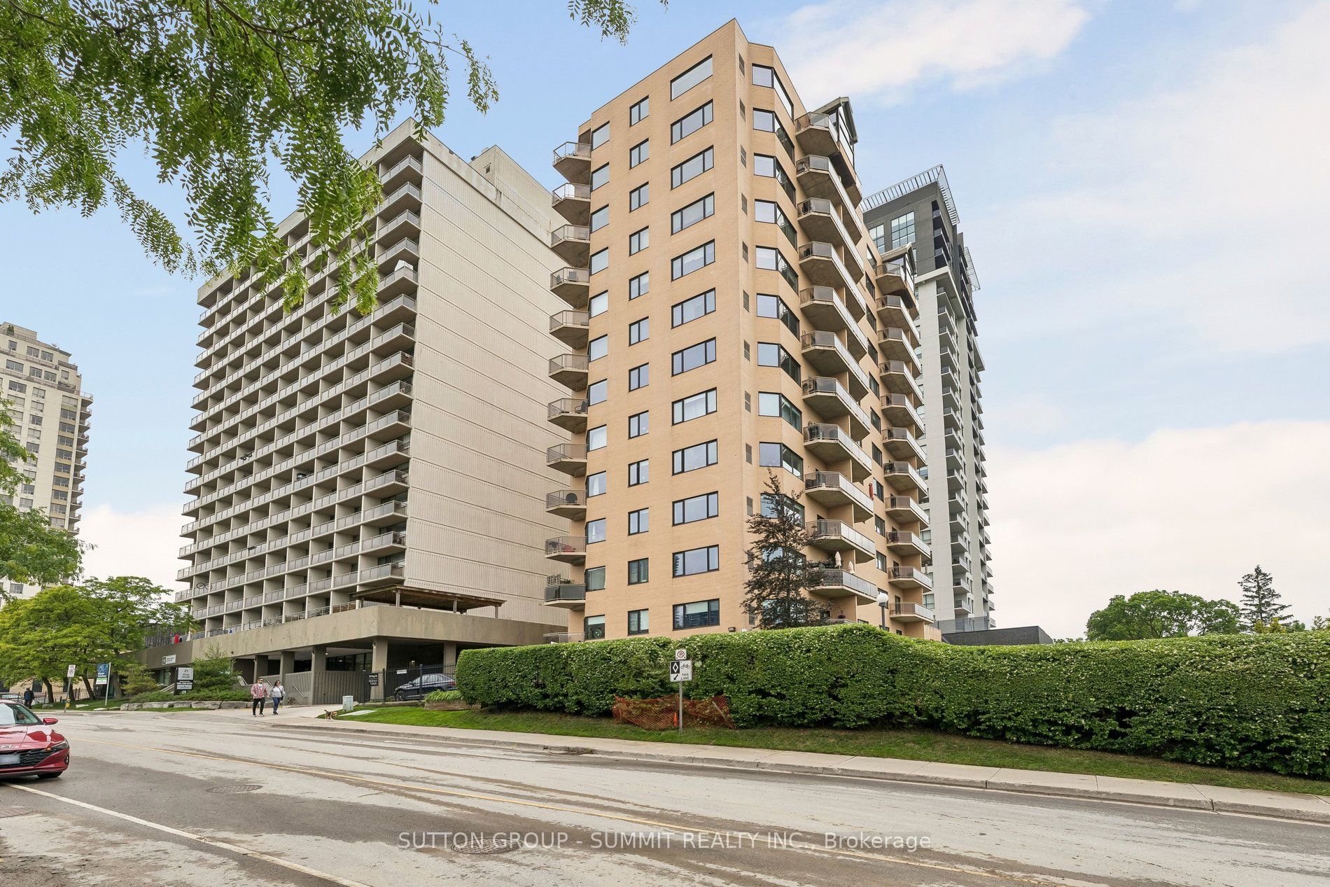 19 KING Street 1102, London East, ON N6A 5N8
