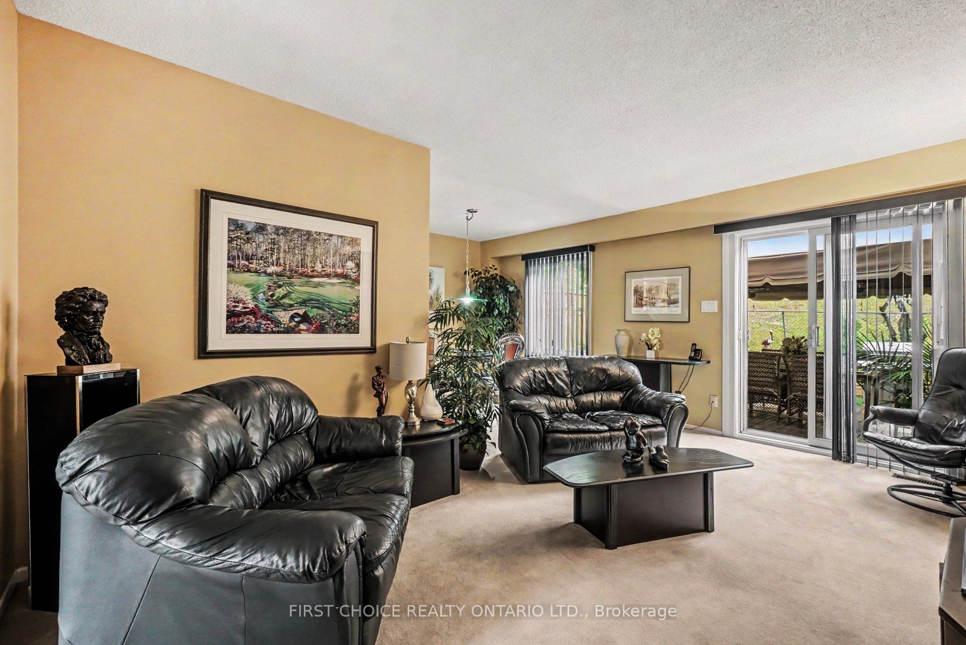 1793 Axminster Court 34, Orleans - Convent Glen and Area, ON K1C 1Z5 photo 3