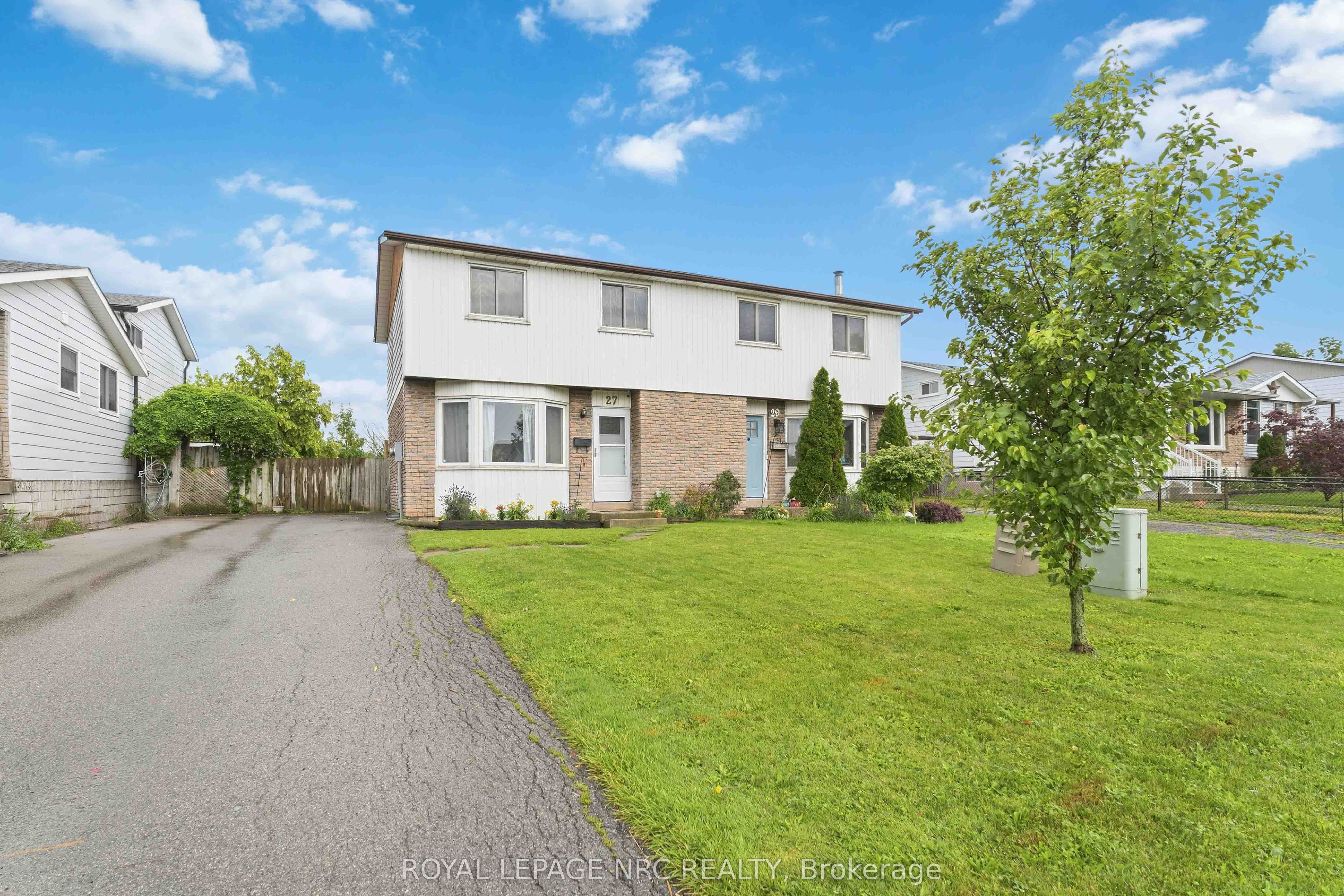 27 Canterbury Drive, St. Catharines, ON L2P 3M6