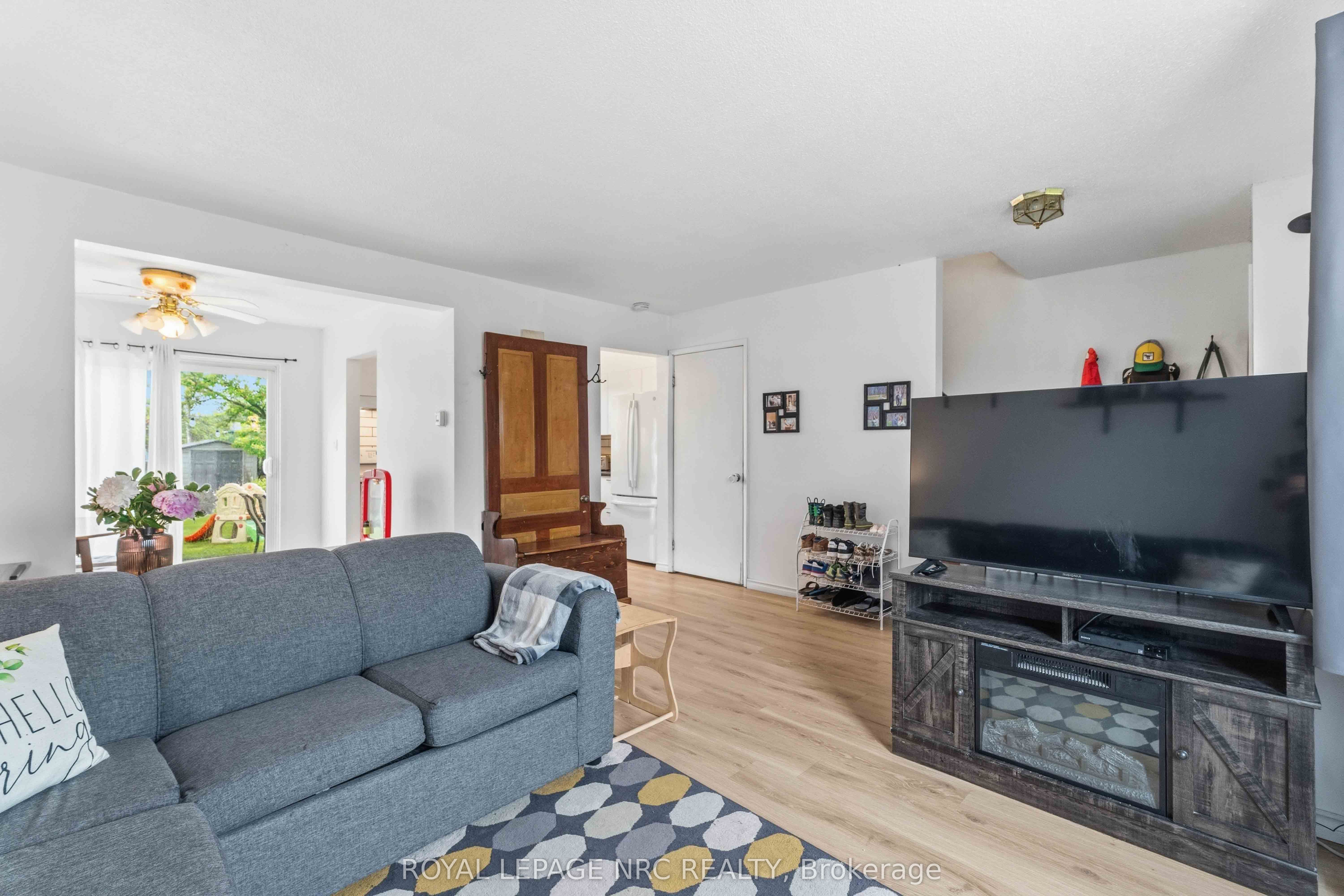 27 Canterbury Drive, St. Catharines, ON L2P 3M6 photo 5