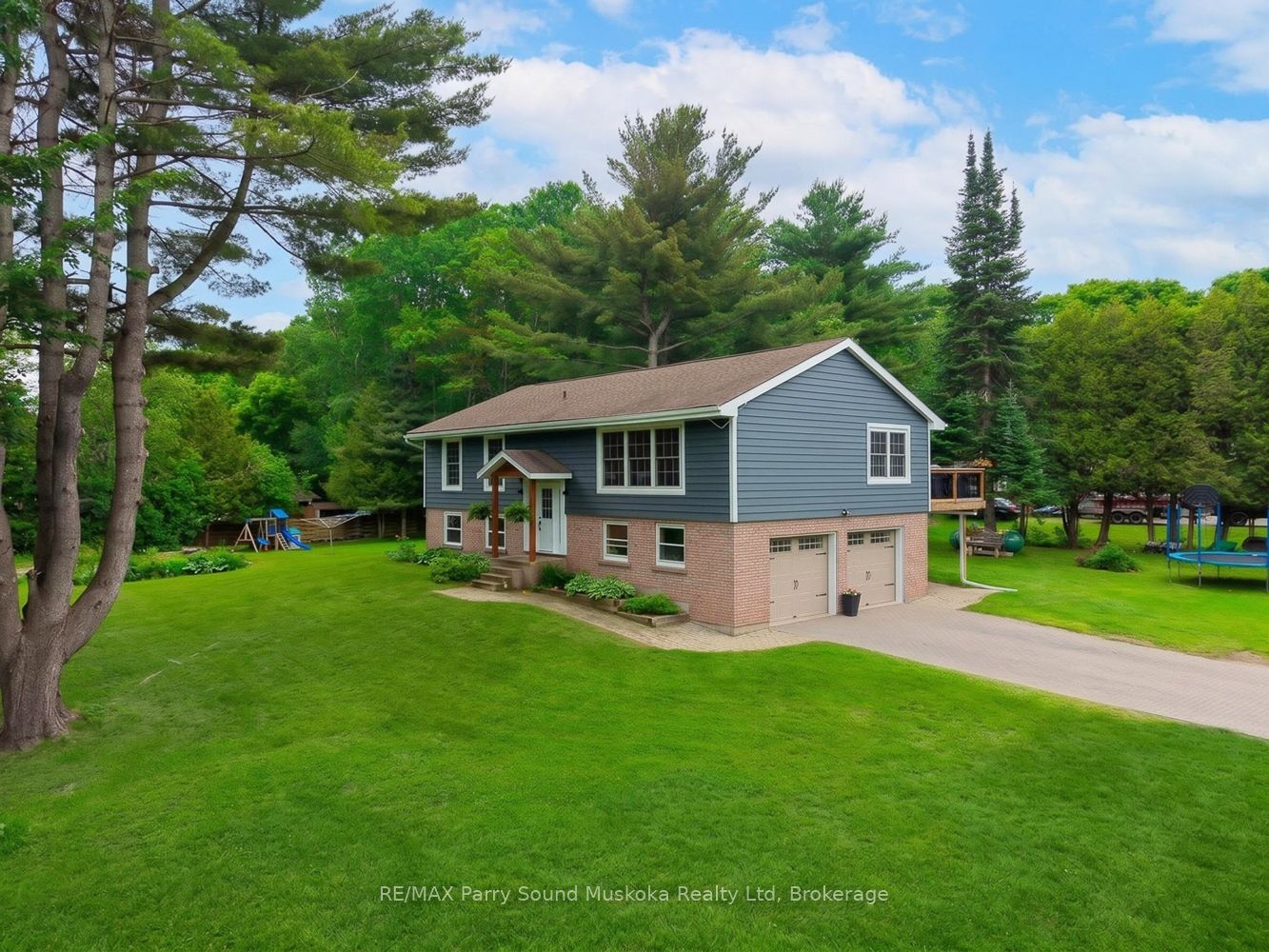 109 North Road N, McDougall, ON P2A 2W9 photo 4