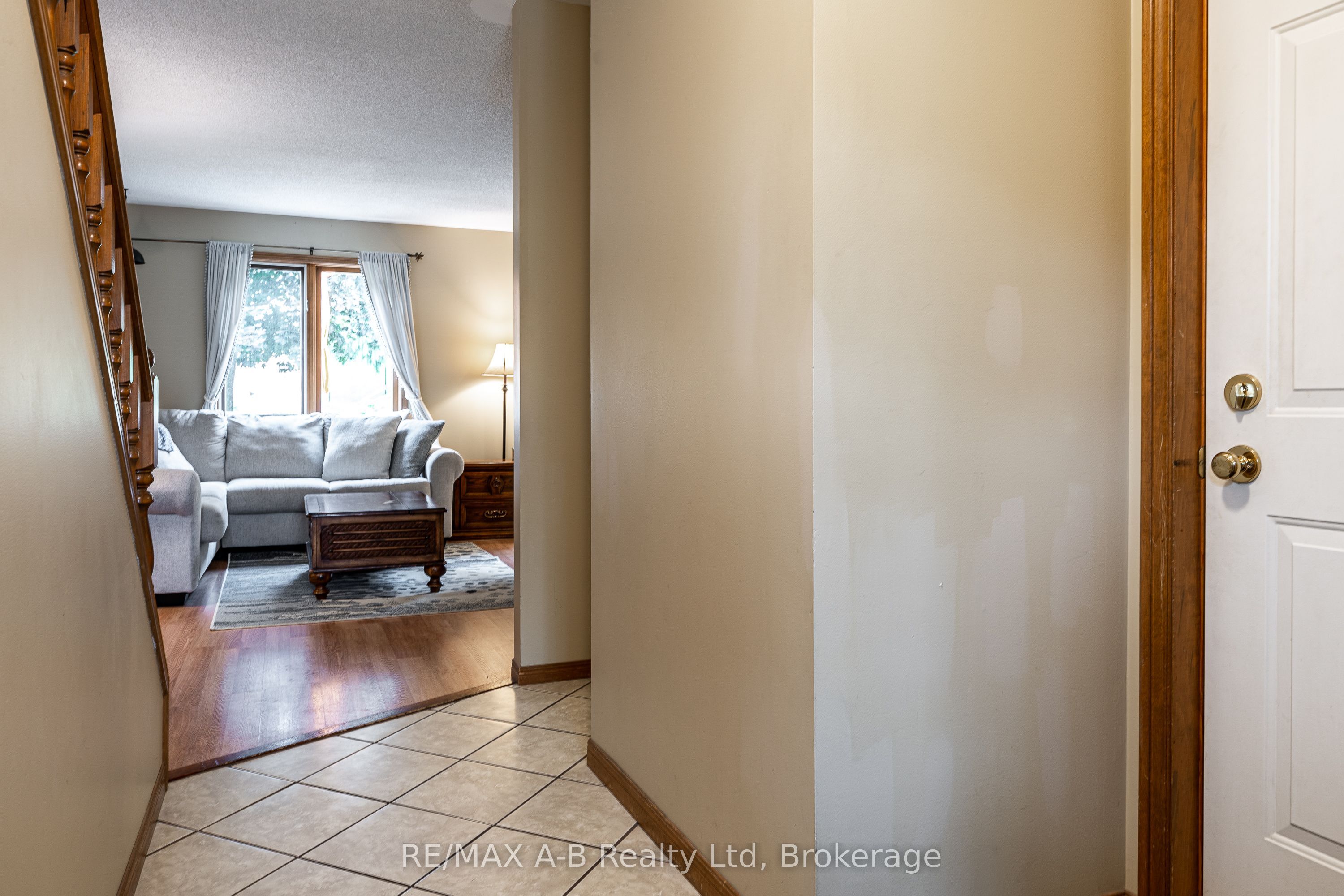 81 Southvale Road, St. Marys, ON N4X 1A7 photo 4