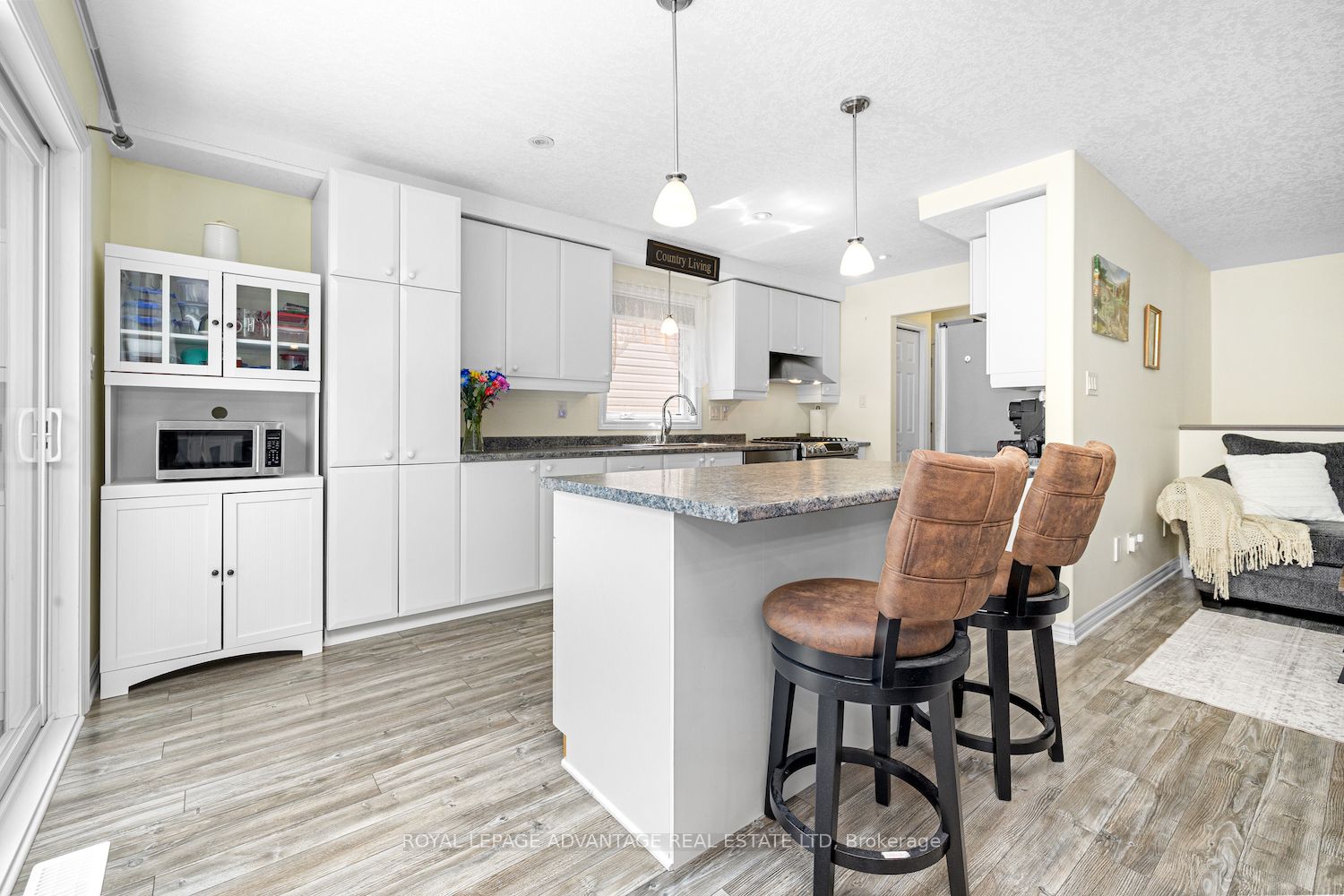 42 Code Crescent, Smiths Falls, ON K7A 0A9 photo 3