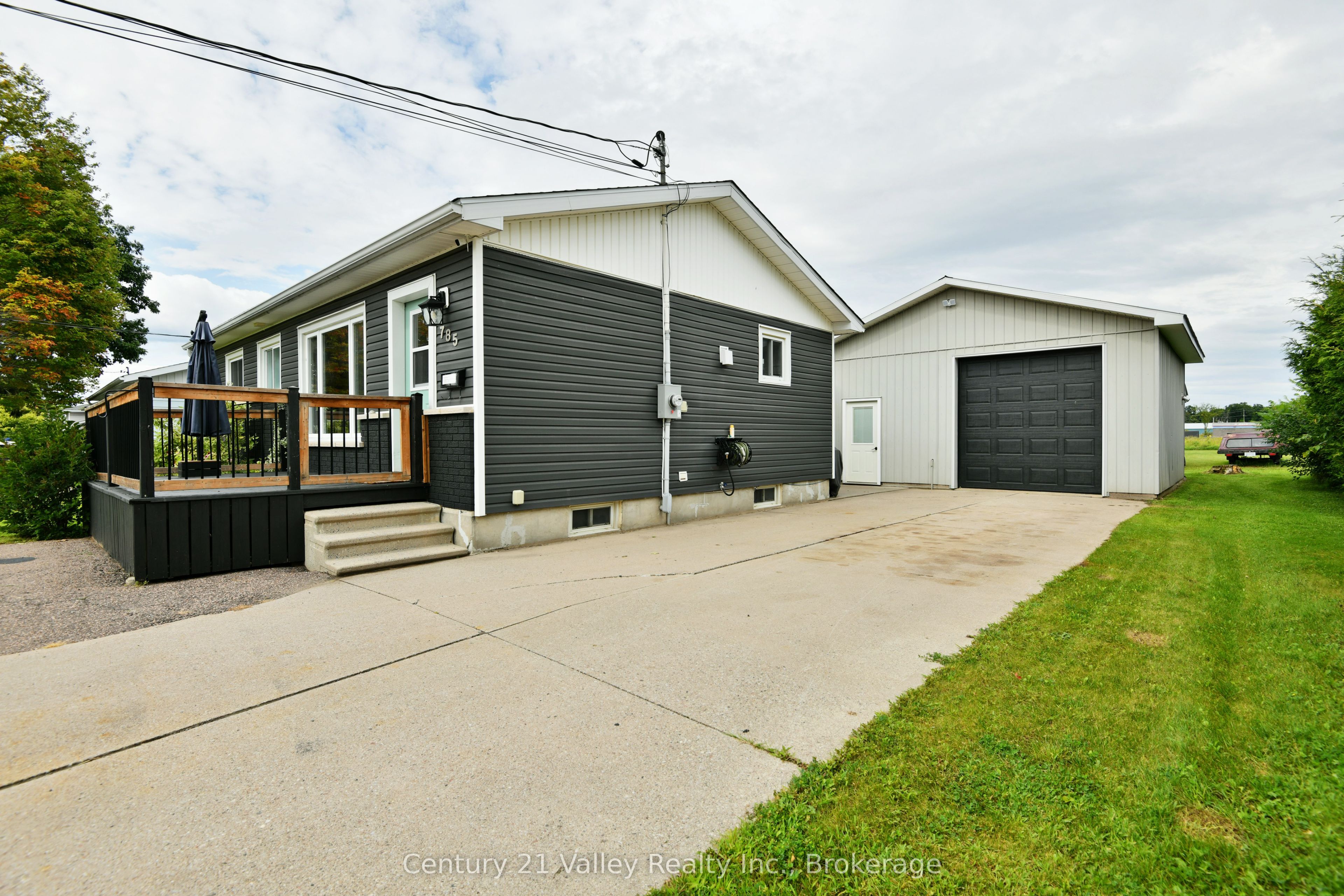 785 Eighth Street, Renfrew, ON K7V 1B5 photo 5