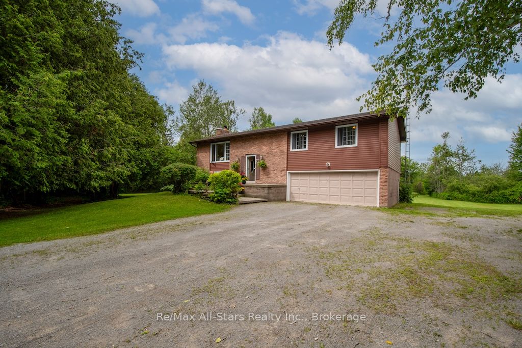 421 Ogemah Road S, Kawartha Lakes, ON K0M 2C0