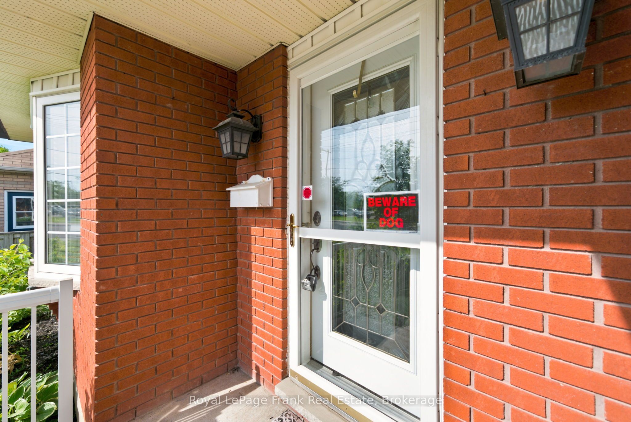 126 Angeline Street S, Kawartha Lakes, ON K9V 3L6 photo 3