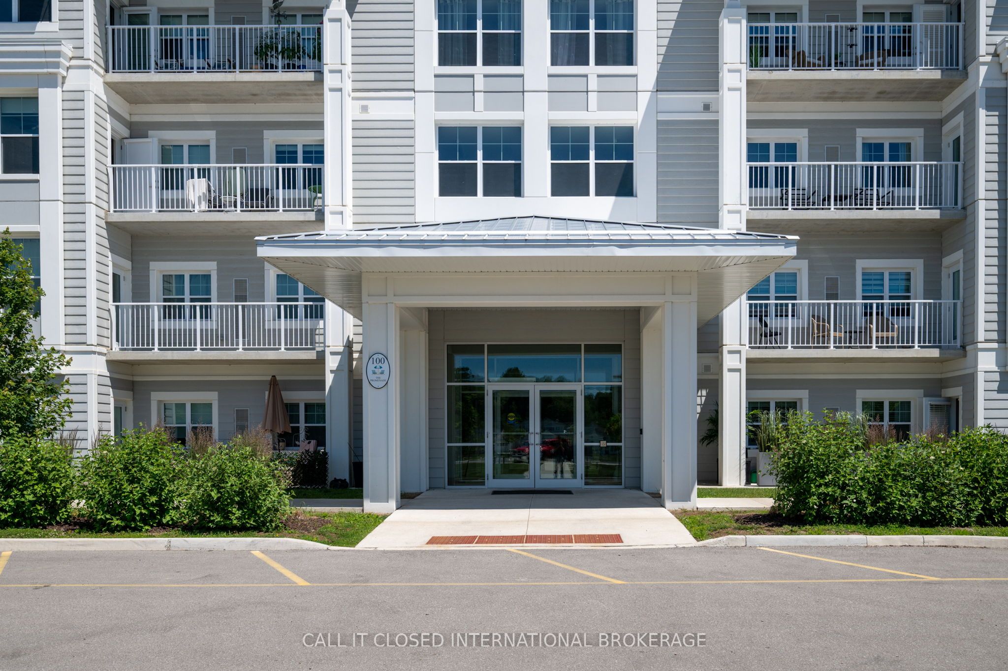 100 The Promenade N/A 111, Central Elgin, ON N5L 1C5 photo 2