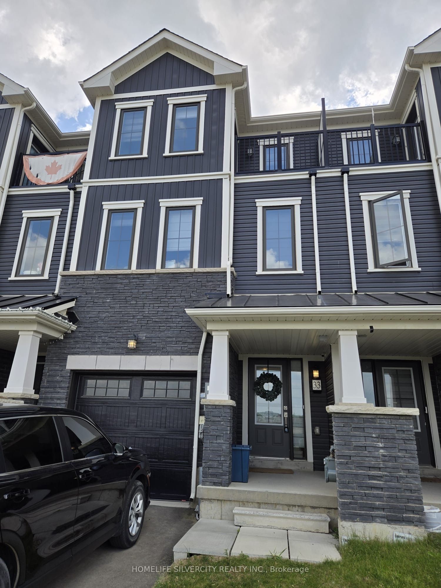 33 Baskett Street, Brantford, ON N3T 0W4 photo 3