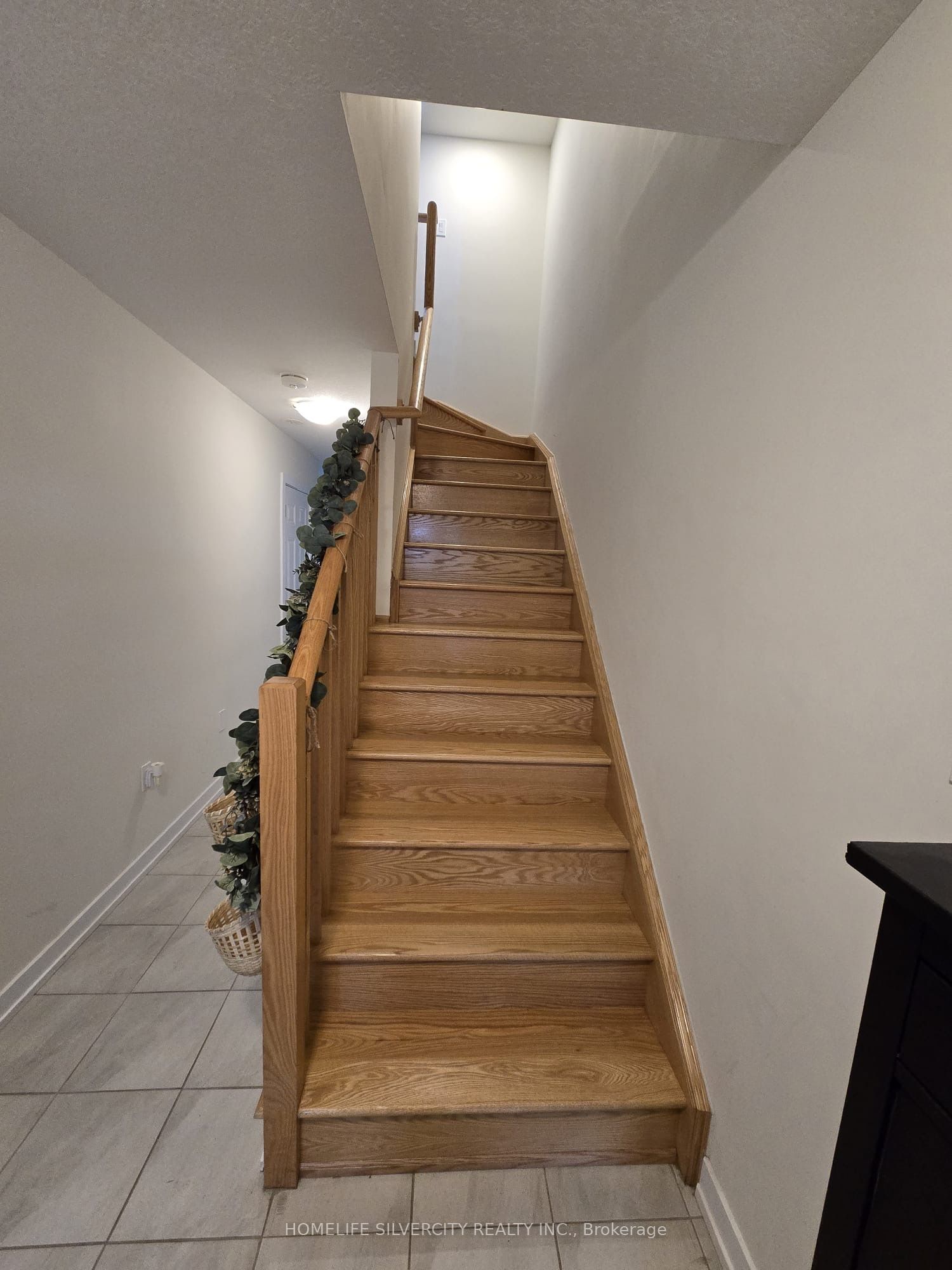 33 Baskett Street, Brantford, ON N3T 0W4 photo 5