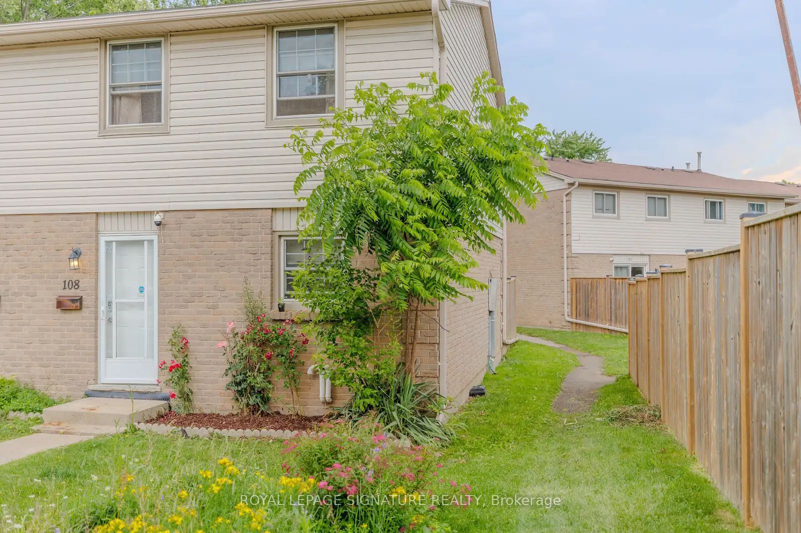 1725 Ernest Avenue 108, London South, ON N6E 2W3 photo 2