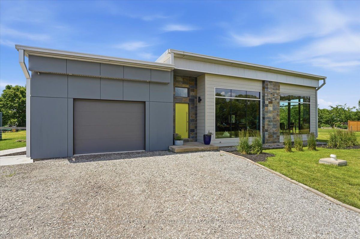 817 Doans Ridge Road, Welland, ON L3B 5N7