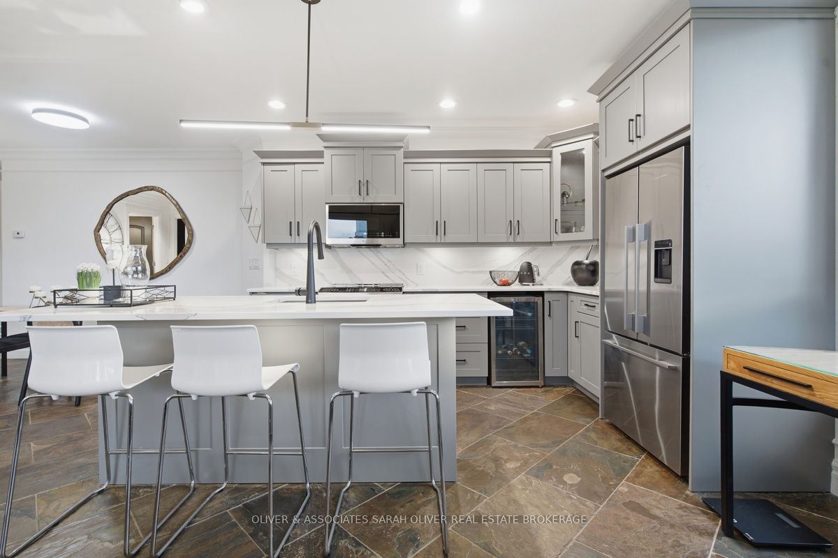 250 Pall Mall Street 404, London East, ON N6A 6K3 photo 2