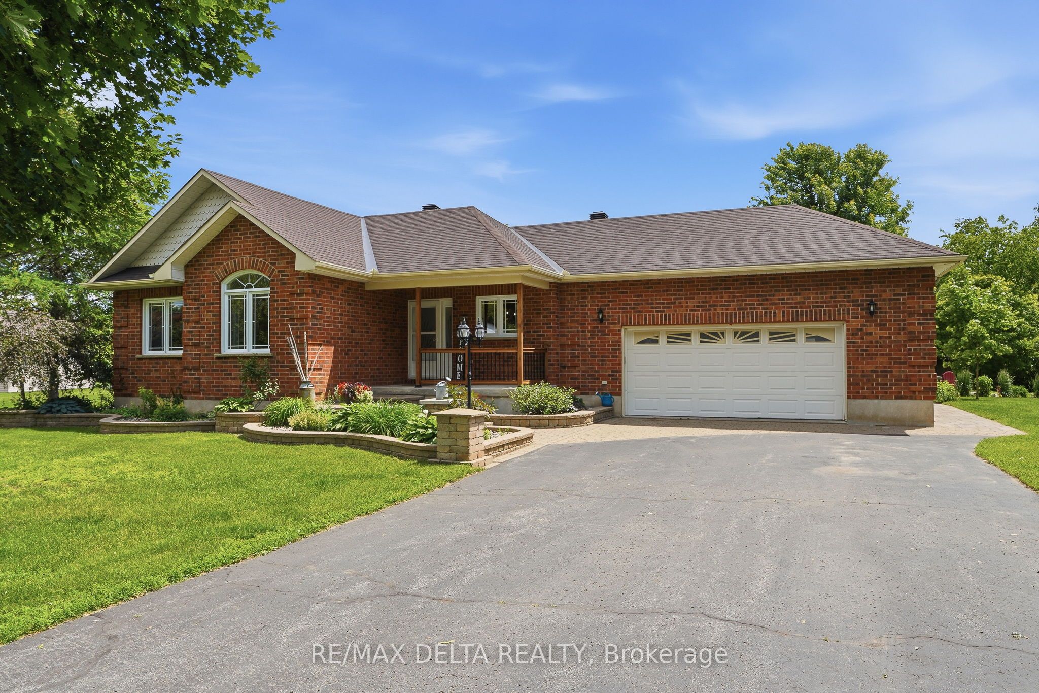 2140 Lemery Street, Clarence-Rockland, ON K0A 1E0