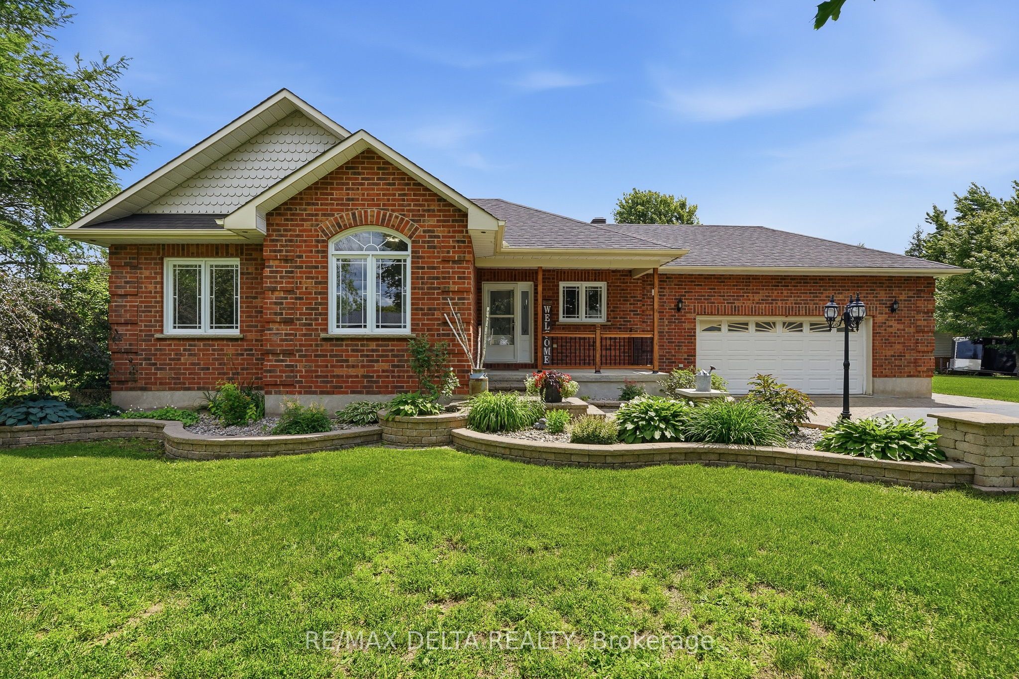 2140 Lemery Street, Clarence-Rockland, ON K0A 1E0 photo 2