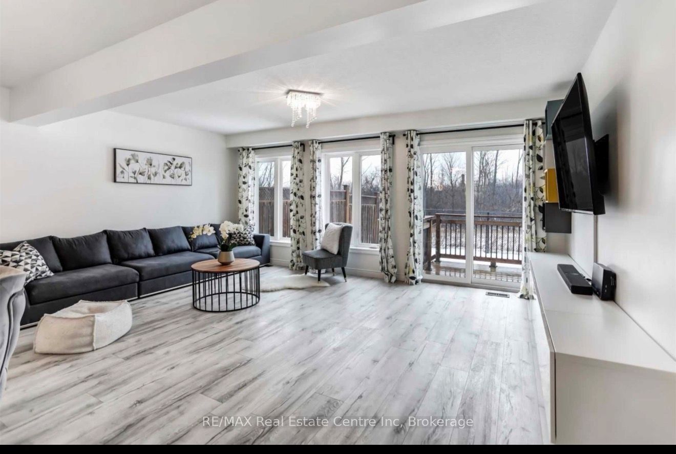 88 Mussen Street, Guelph, ON N1E 0K2 photo 2