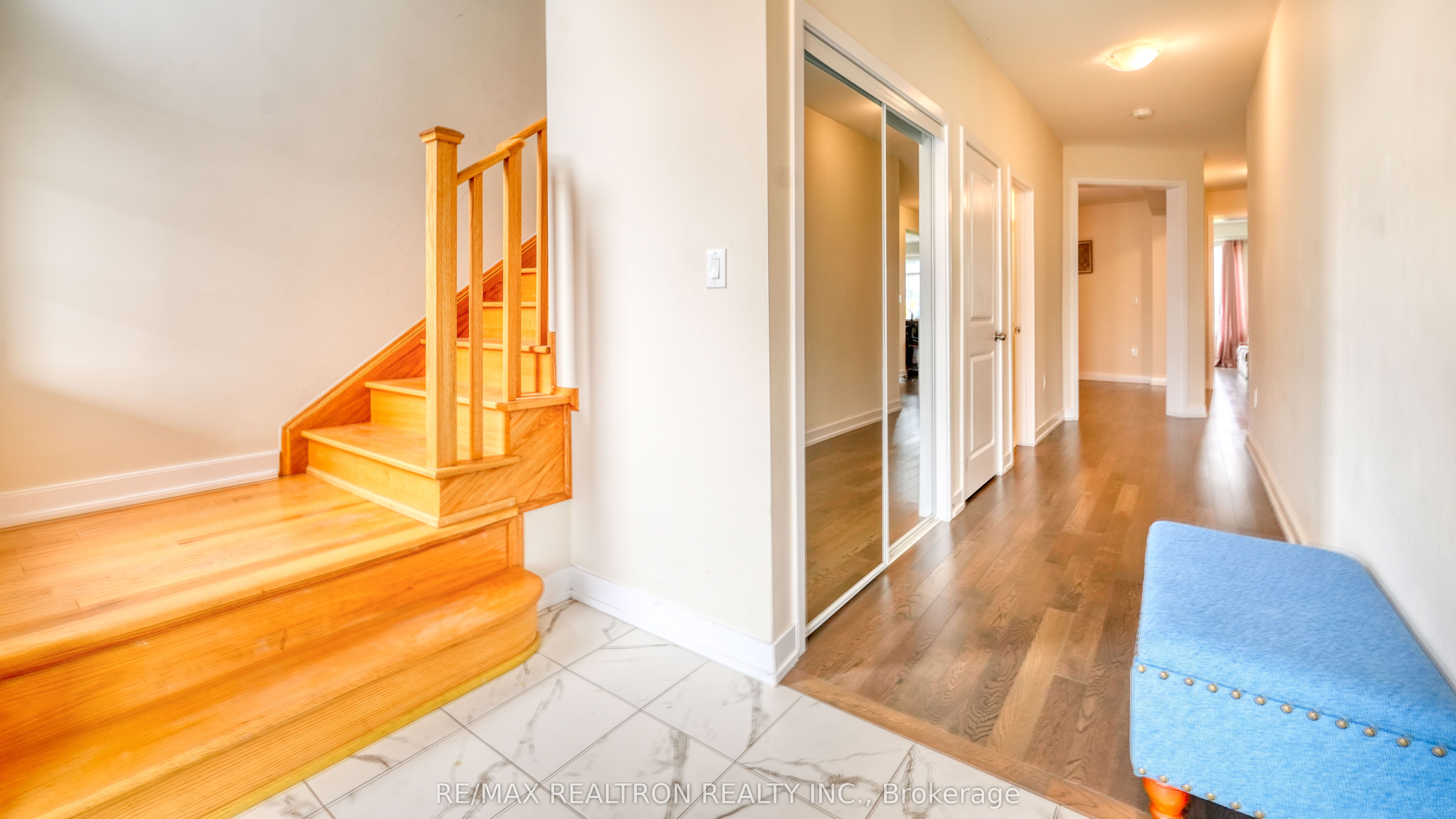 20 Hawick Crescent, Haldimand, ON N3W 0G4 photo 4