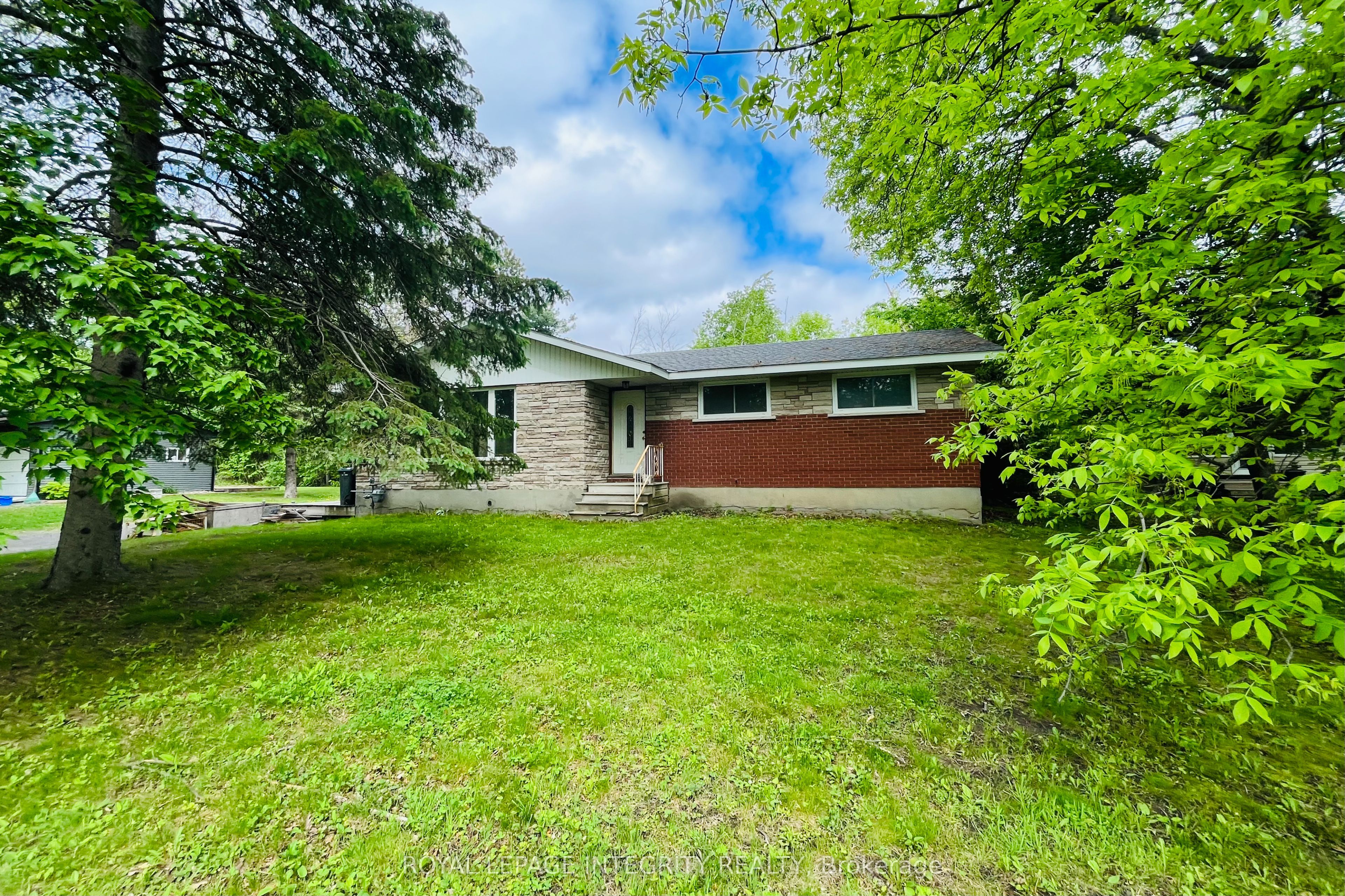 6330 Rothbourne Road, Carp - Huntley Ward, ON K0A 1L0