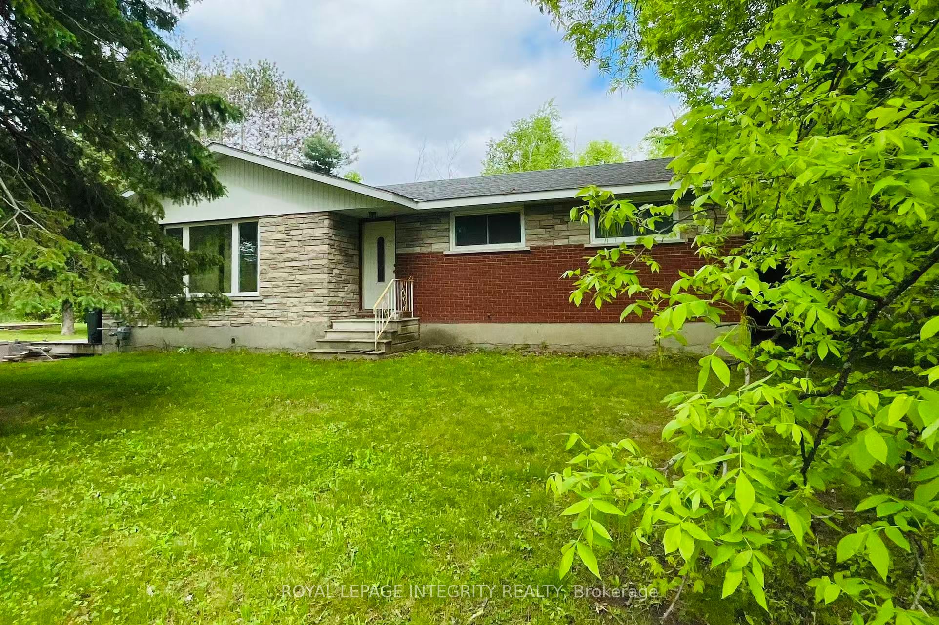 6330 Rothbourne Road, Carp - Huntley Ward, ON K0A 1L0 photo 4