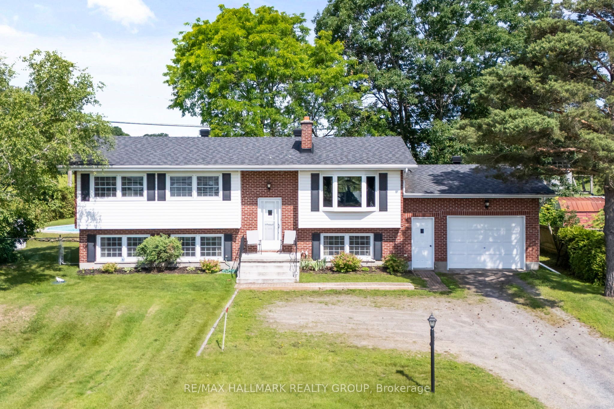 22 St Lawrence Court, Augusta, ON K0E 1T0 photo 2