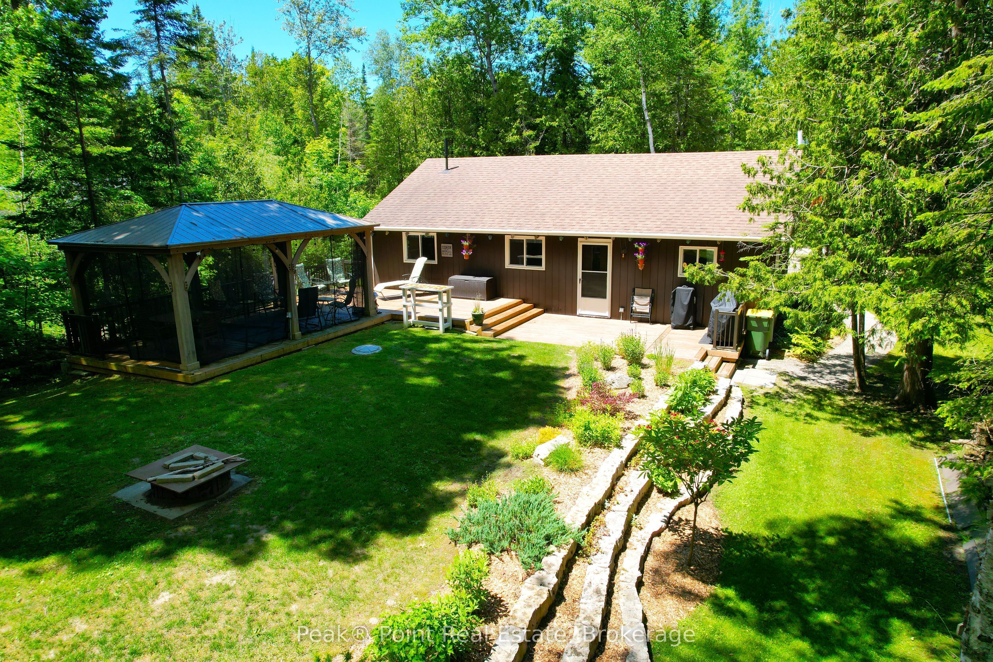 6 KAHGEE Street, Native Leased Lands, ON N0H 2G0 photo 2