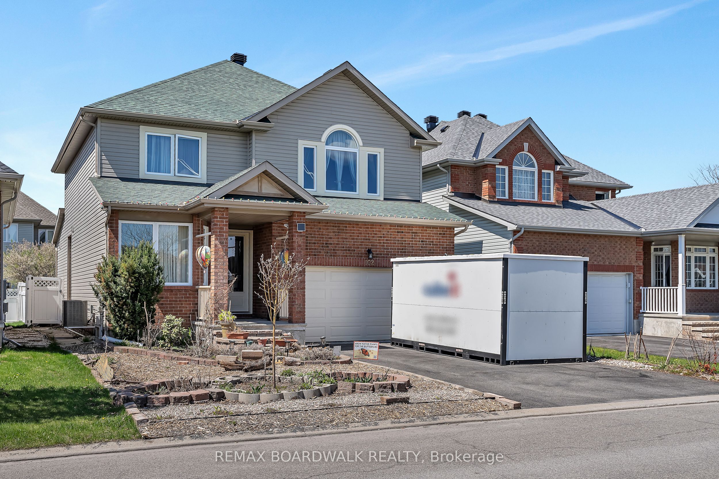 102 Mosswood Court, Hunt Club - Windsor Park Village and Area, ON K1V 0N6 photo 4