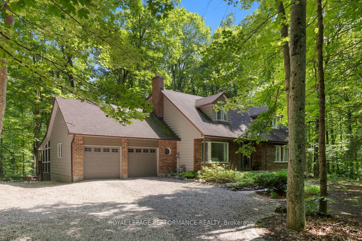 1250 Royal Maple Drive, Orleans - Cumberland and Area, ON K4C 1B5