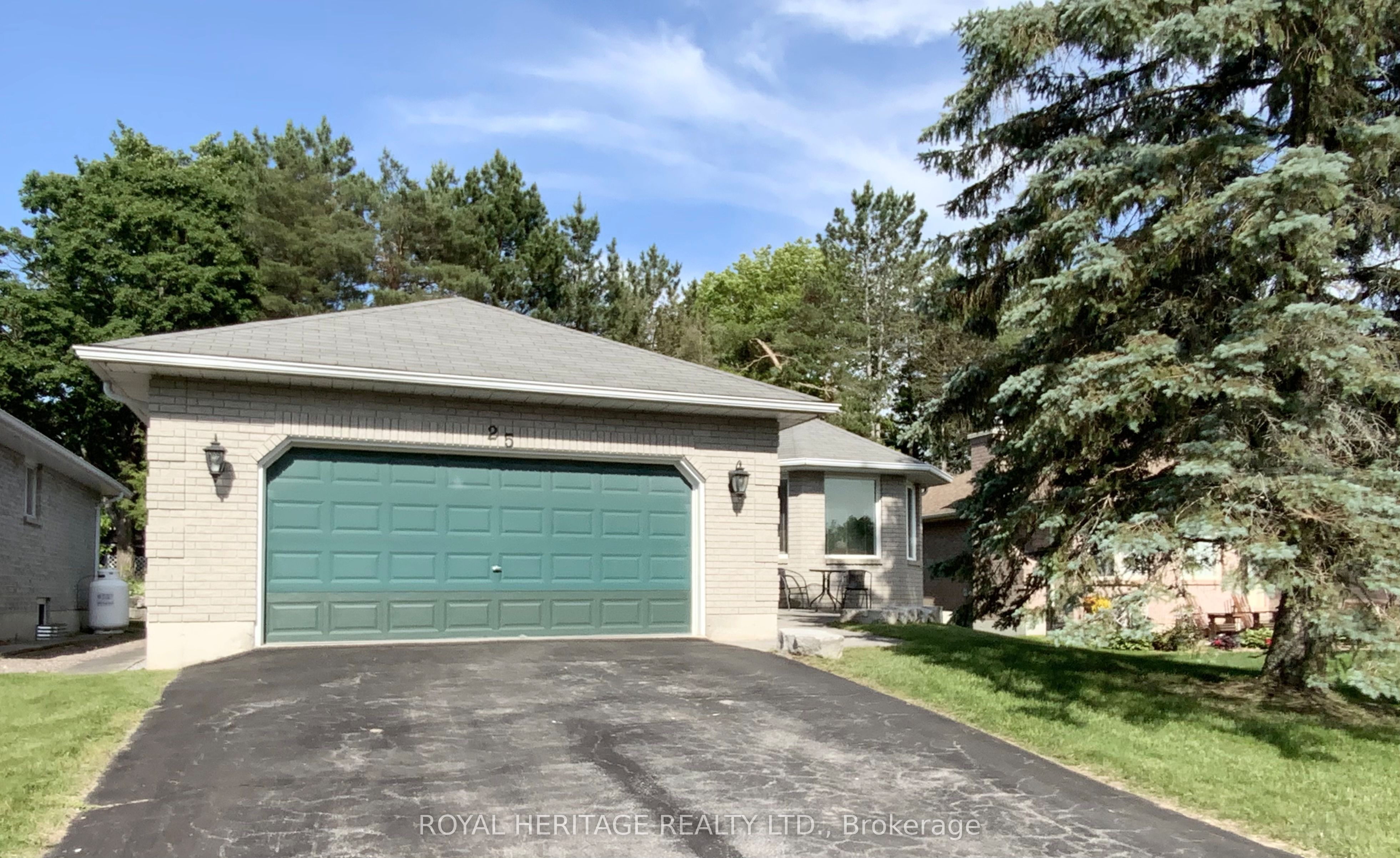 25 Hillview Drive, Kawartha Lakes, ON K0M 1A0 photo 2
