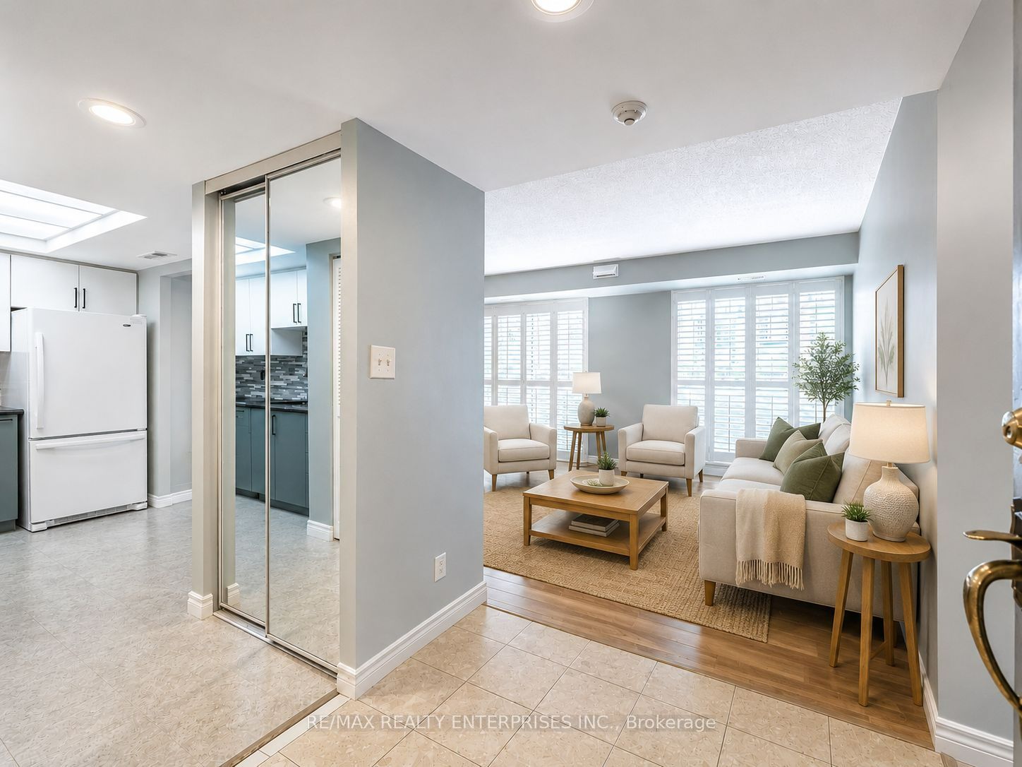 3267 King Street E 105, Kitchener, ON N2A 4A4 photo 3