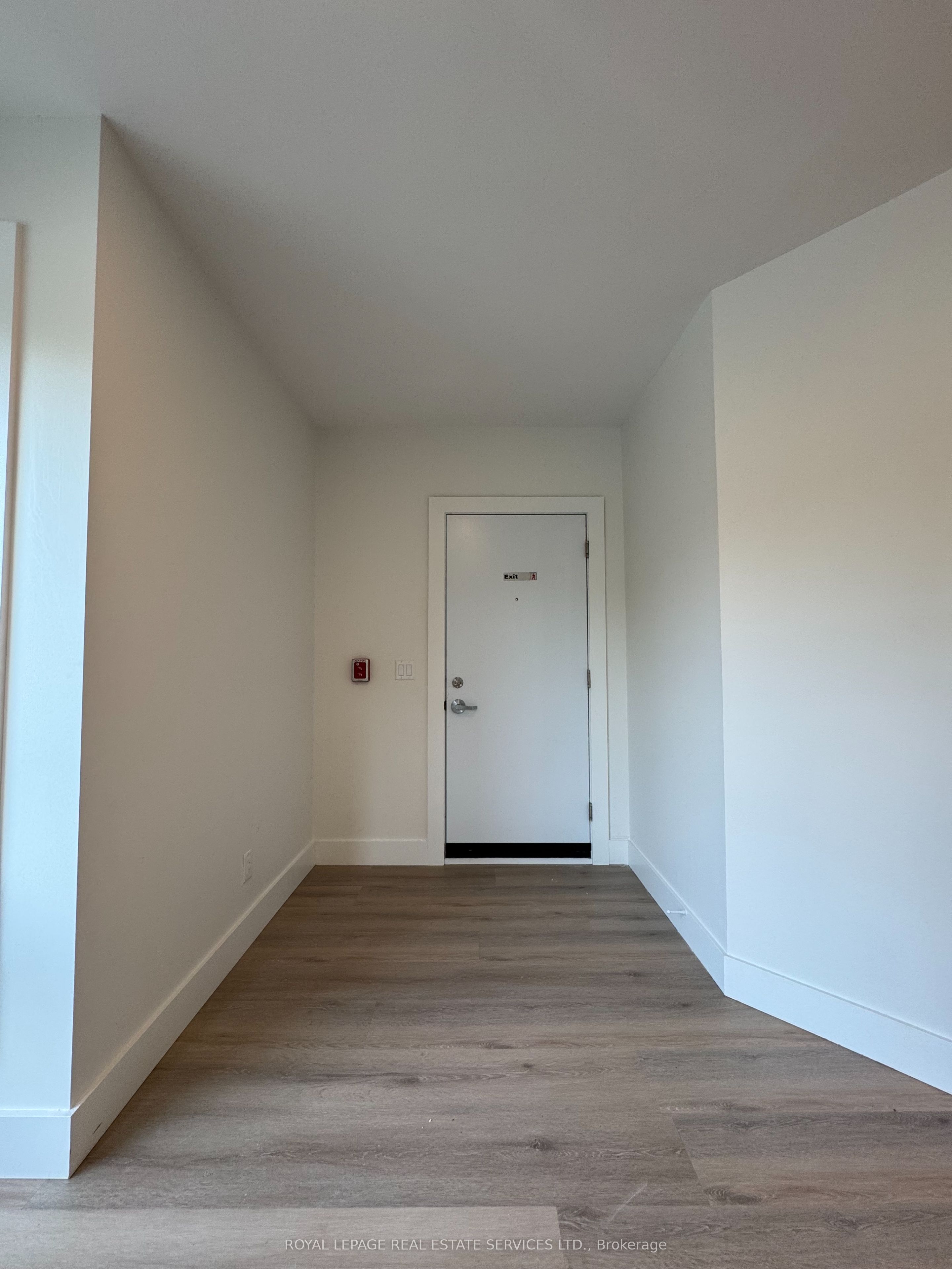 61 Pinehurst Avenue C, West Centre Town, ON K1Y 1K5 photo 3