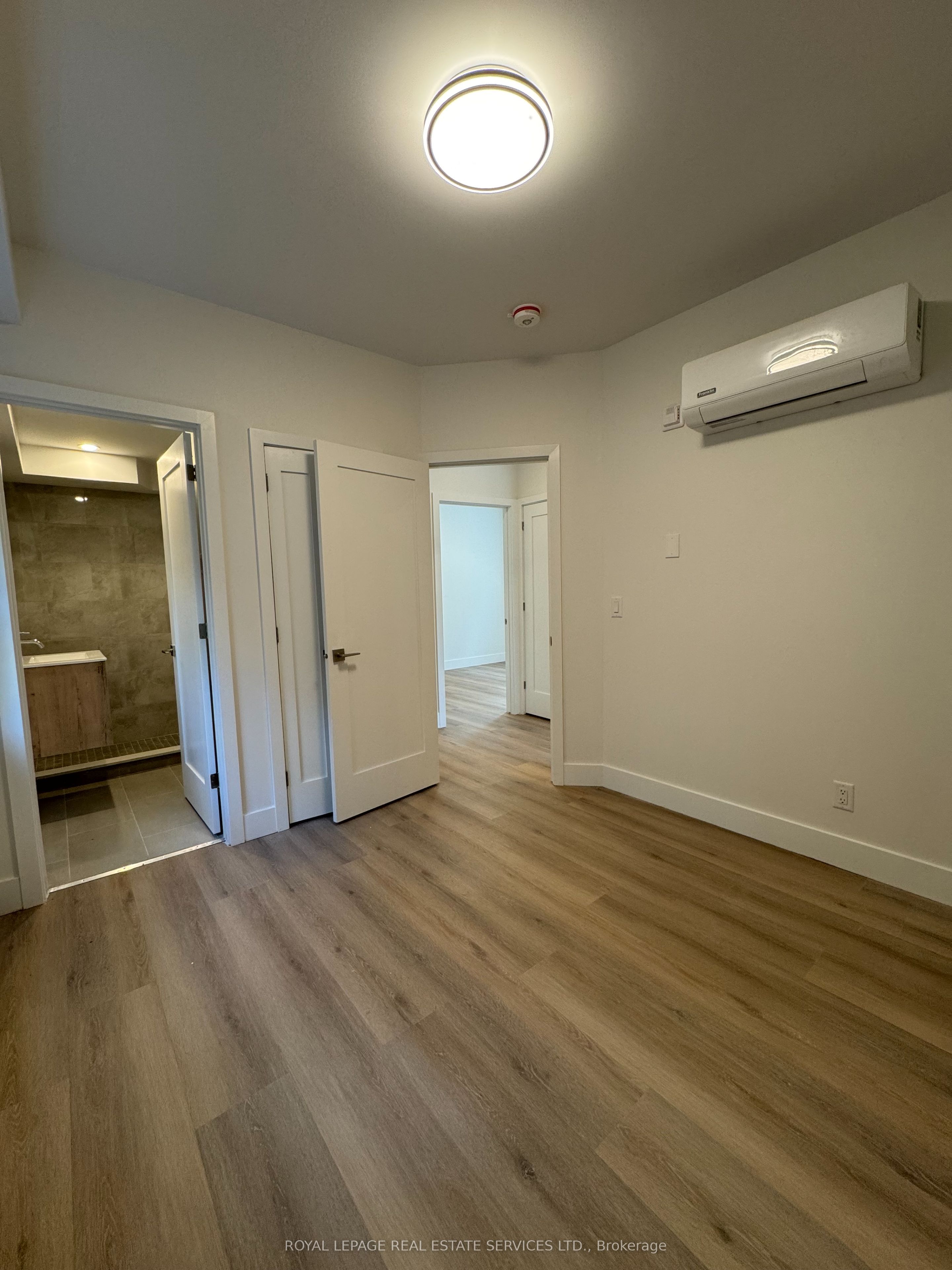 61 Pinehurst Avenue C, West Centre Town, ON K1Y 1K5 photo 5