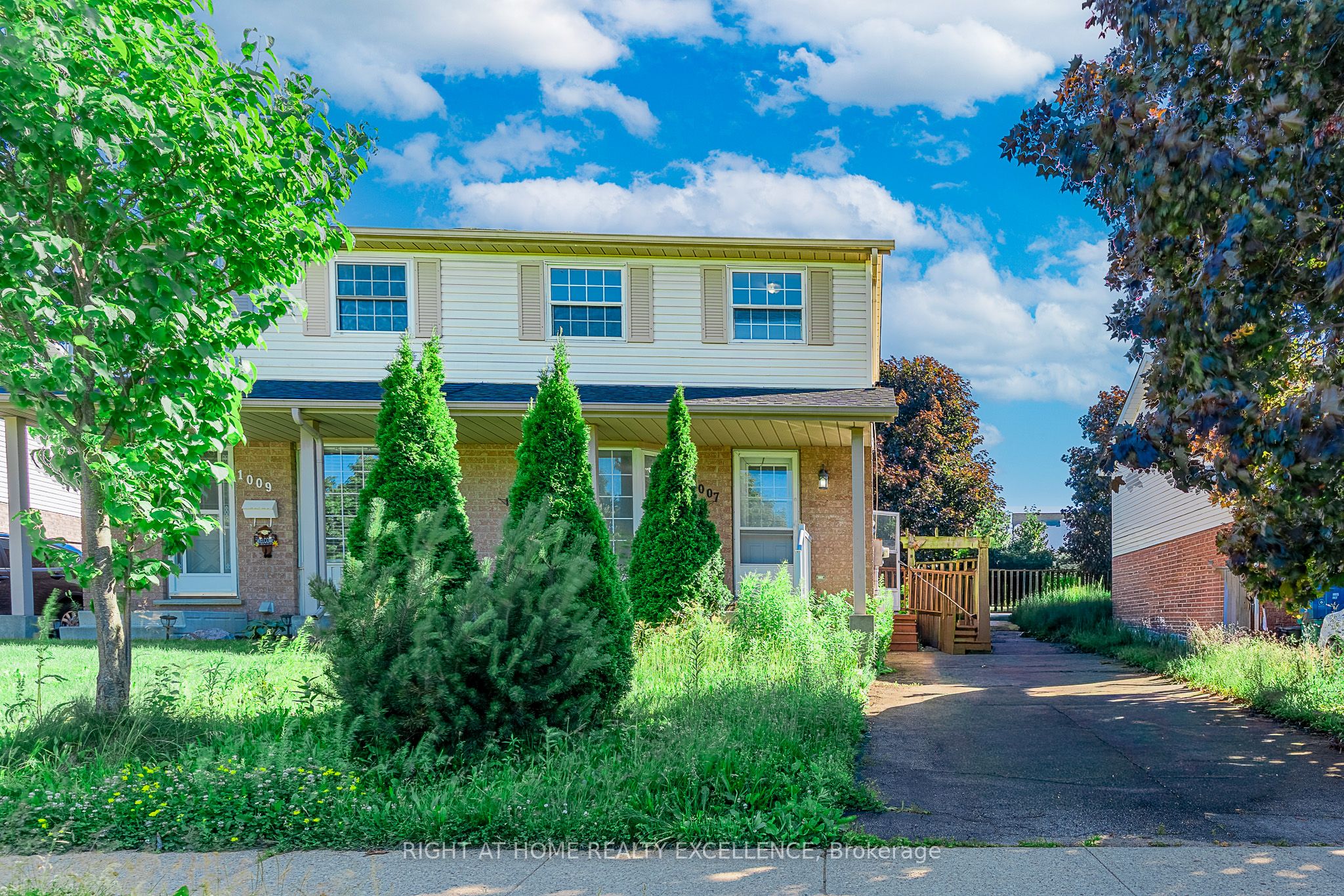 1007 ELGIN Street N, Cambridge, ON N1R 8J4