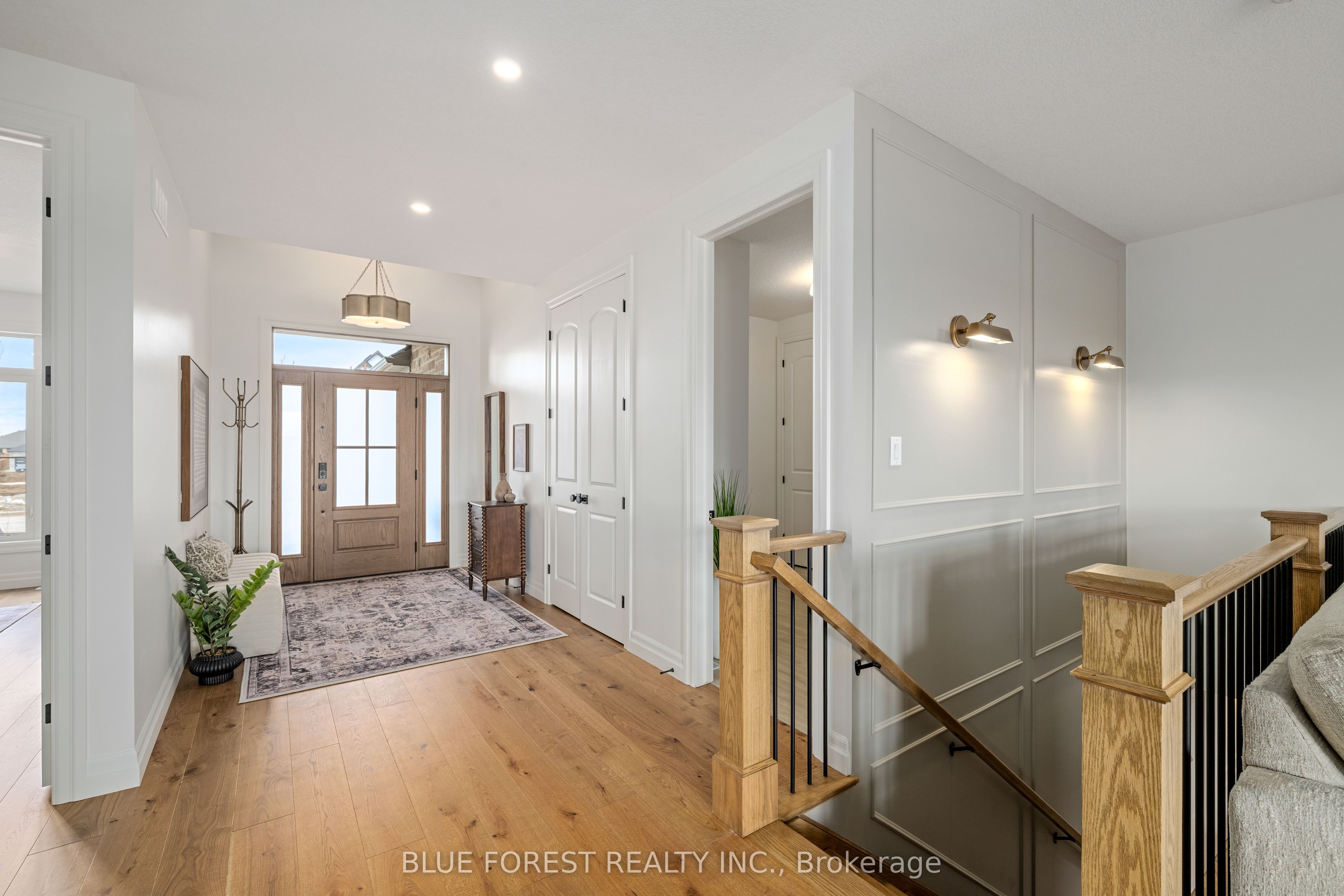 225 Harvest Lane, Thames Centre, ON N0L 1G2 photo 4