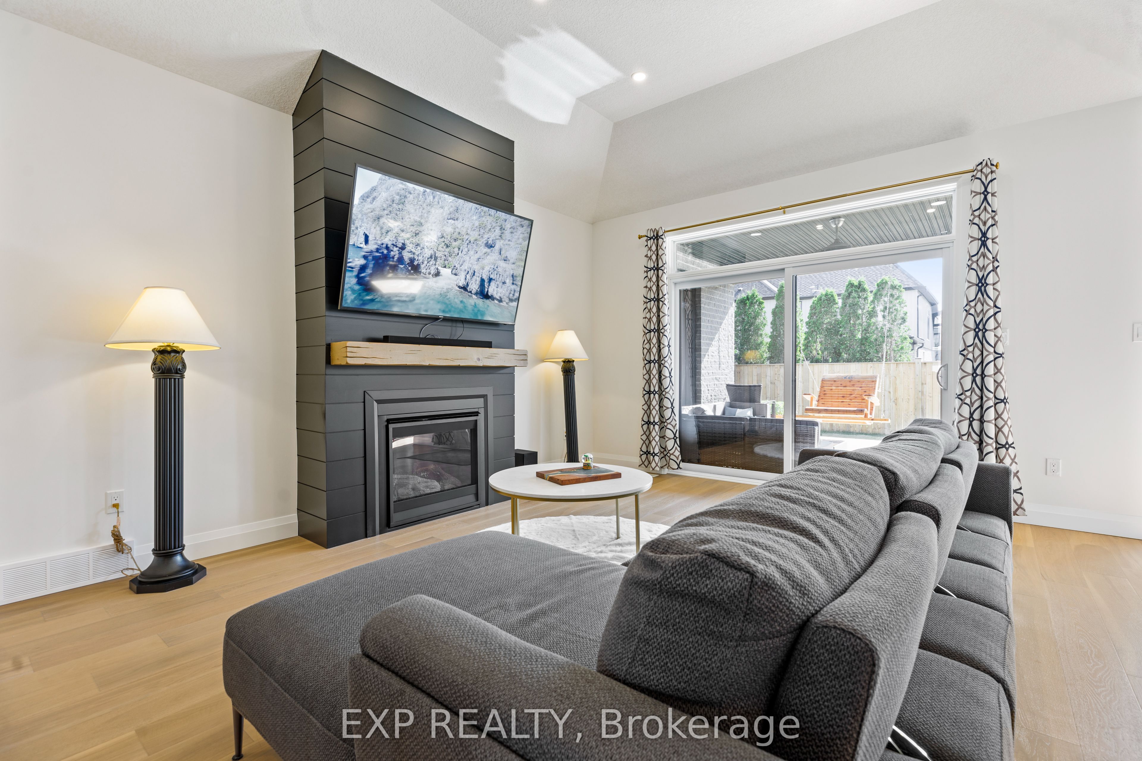 4099 Sugarmaple Crossing, London South, ON N6P 0H6 photo 5