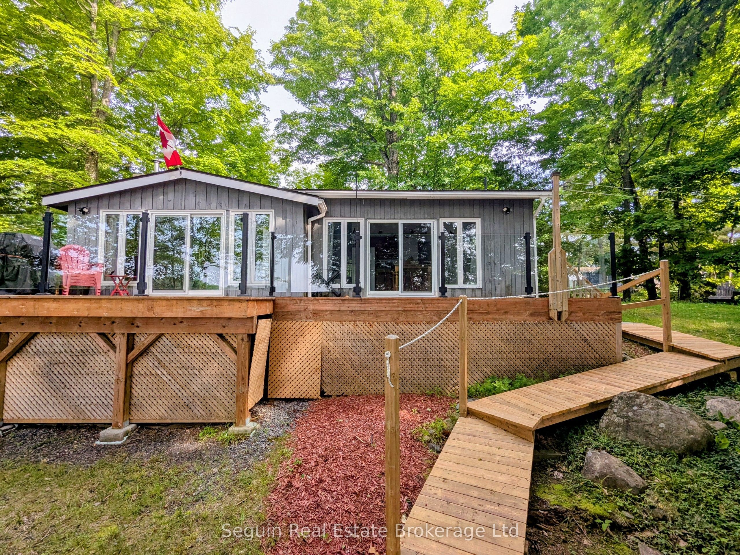 47 Deerfield Road, McKellar, ON P2A 2W7