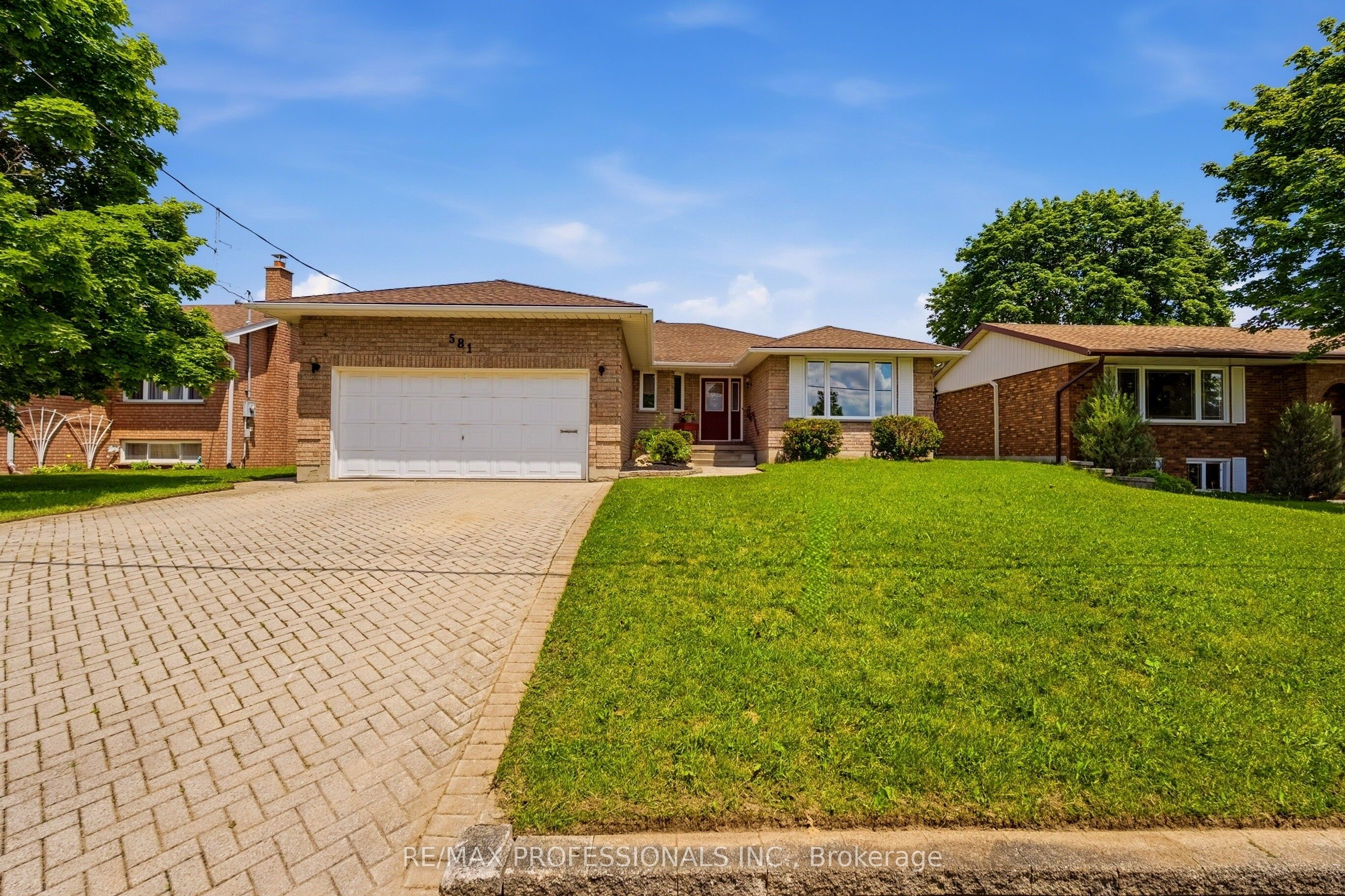 581 21st Avenue, Hanover, ON N4N 3H2 photo 2