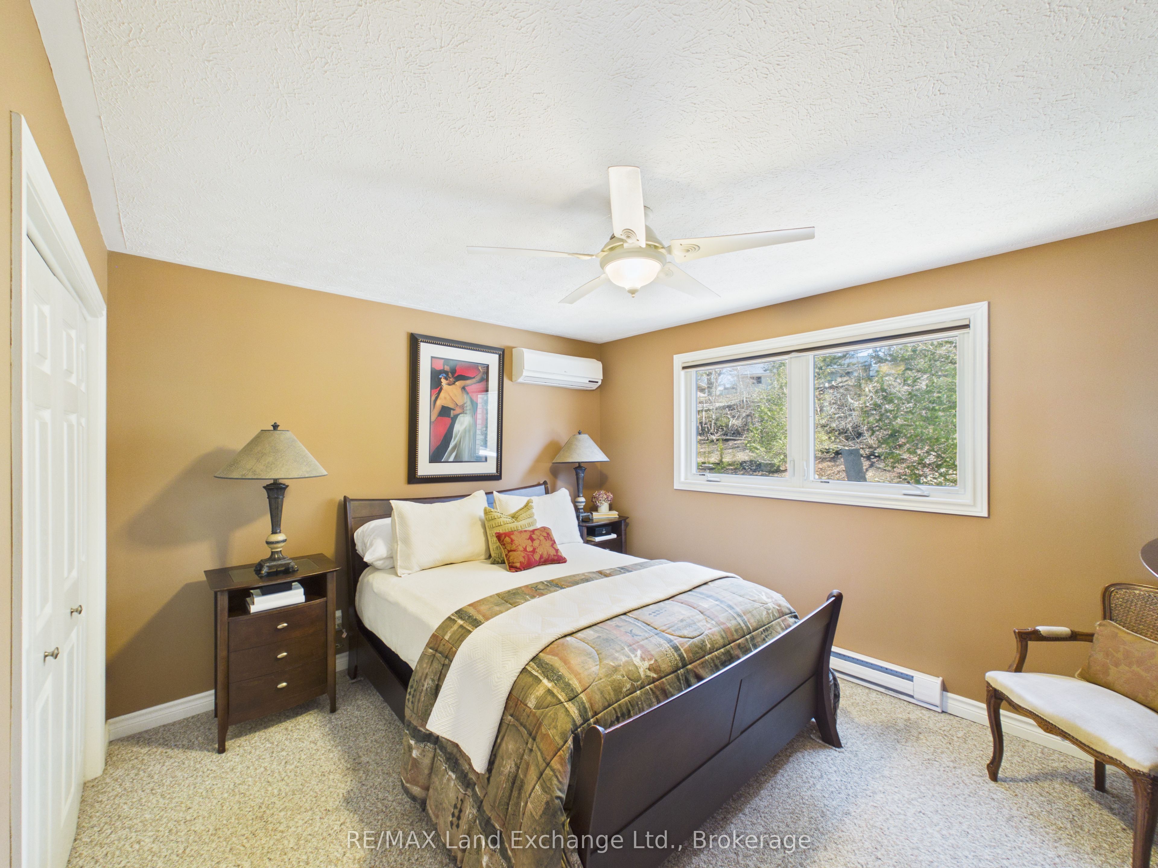 28 Penetangore Row S, Huron-Kinloss, ON N2Z 2N7 photo 3