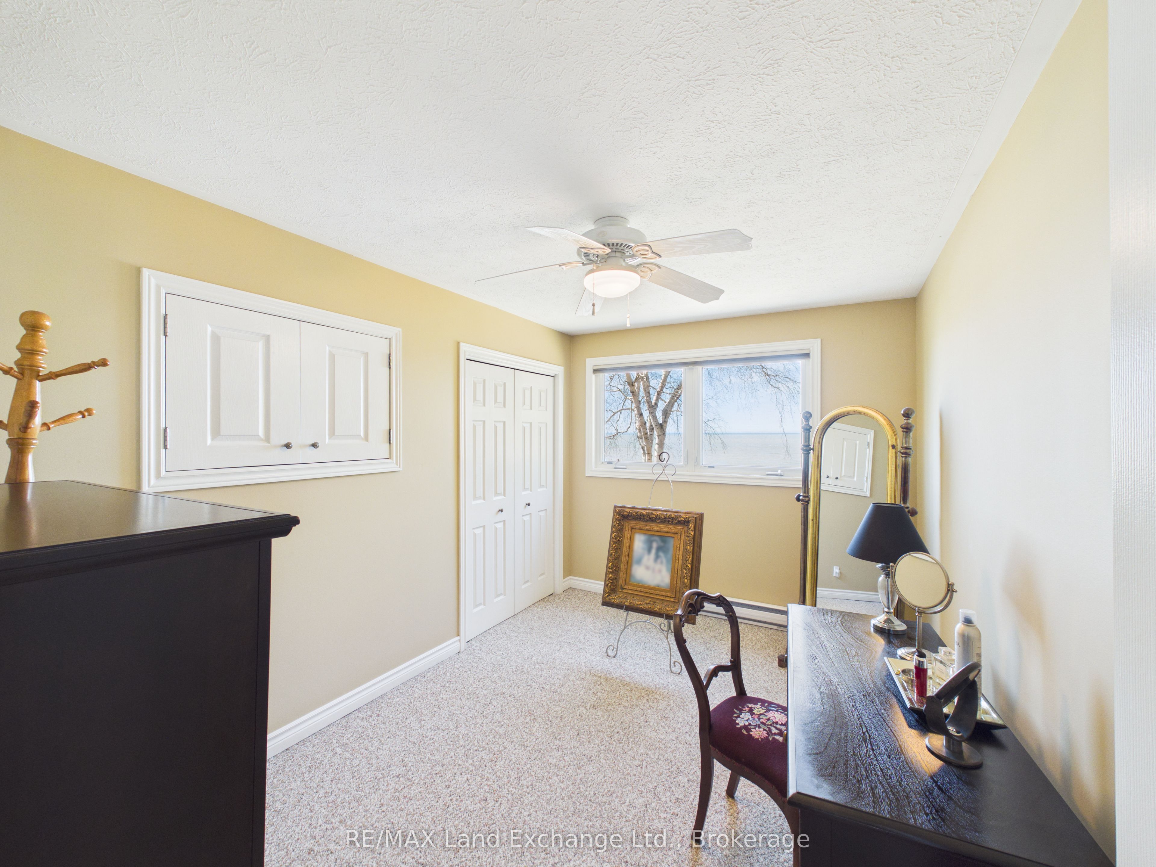 28 Penetangore Row S, Huron-Kinloss, ON N2Z 2N7 photo 4