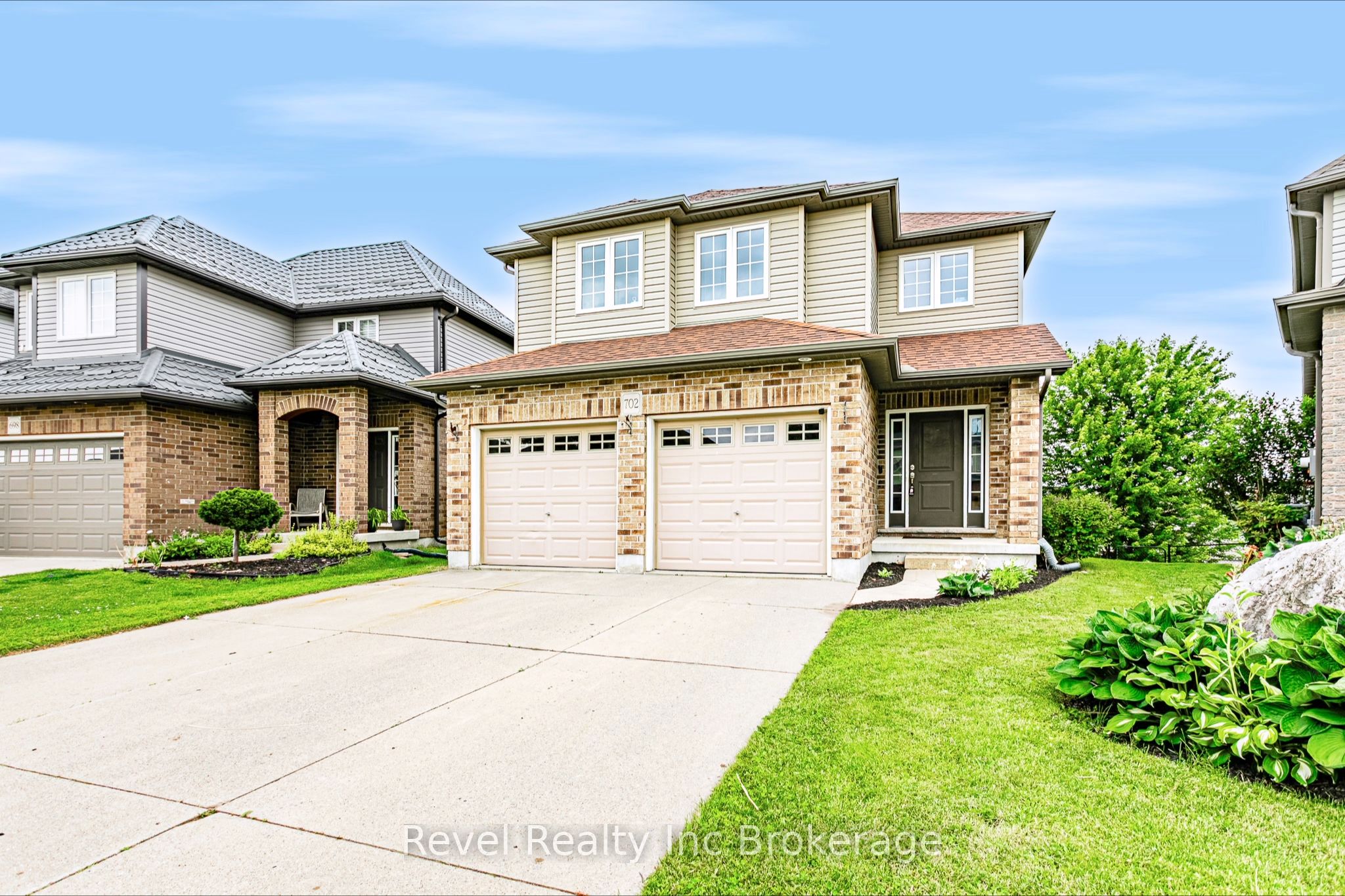 702 Frontenac Crescent, Woodstock, ON N4V 0B1 photo 2