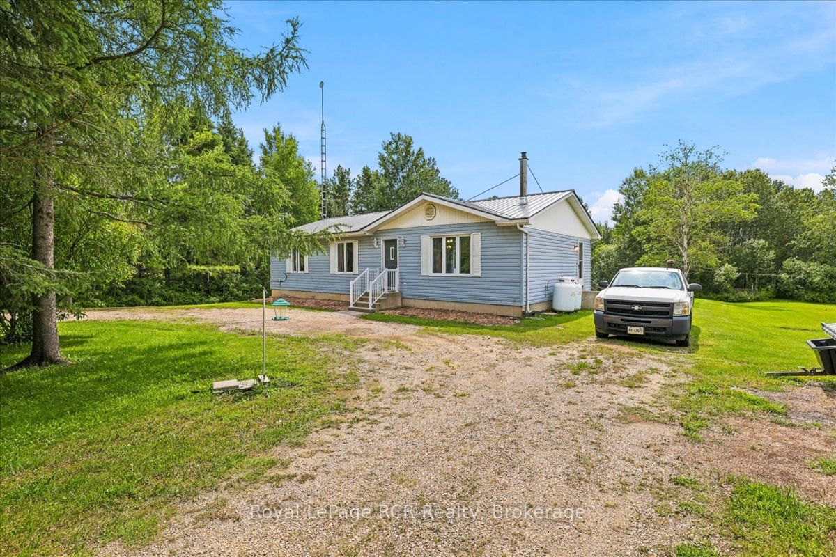 111466 Grey Rd 14, Southgate, ON N0G 1N0 photo 2